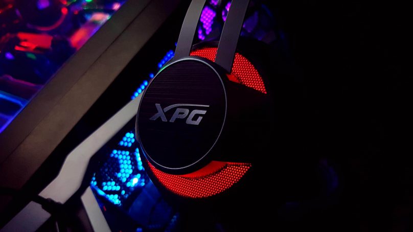 مراجعة XPG EMIX H30 Gaming Headset Solox F30 Amplifier