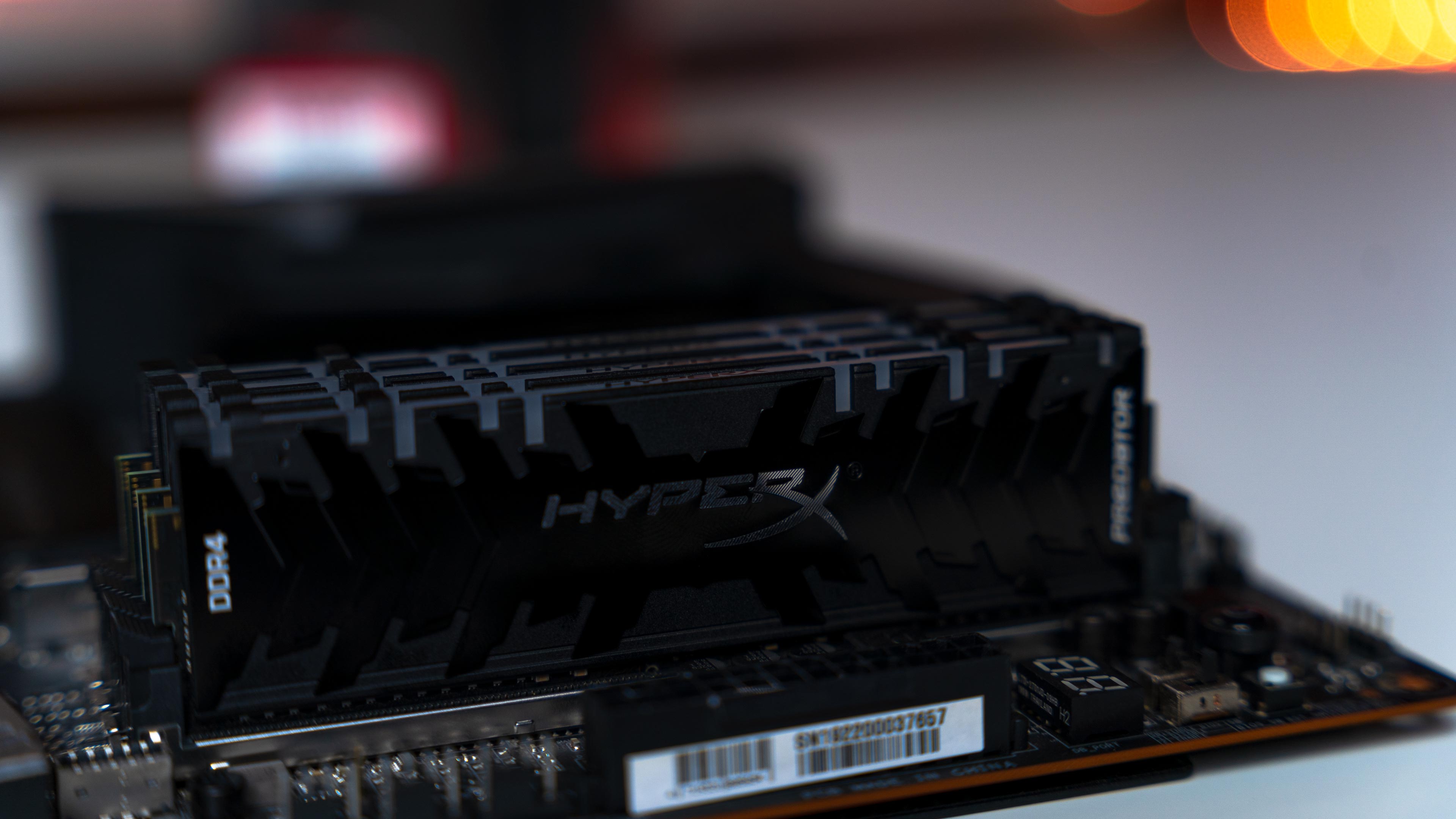 HyperX Predator RGB 3600Mhz 128GB Quad Kit (11)