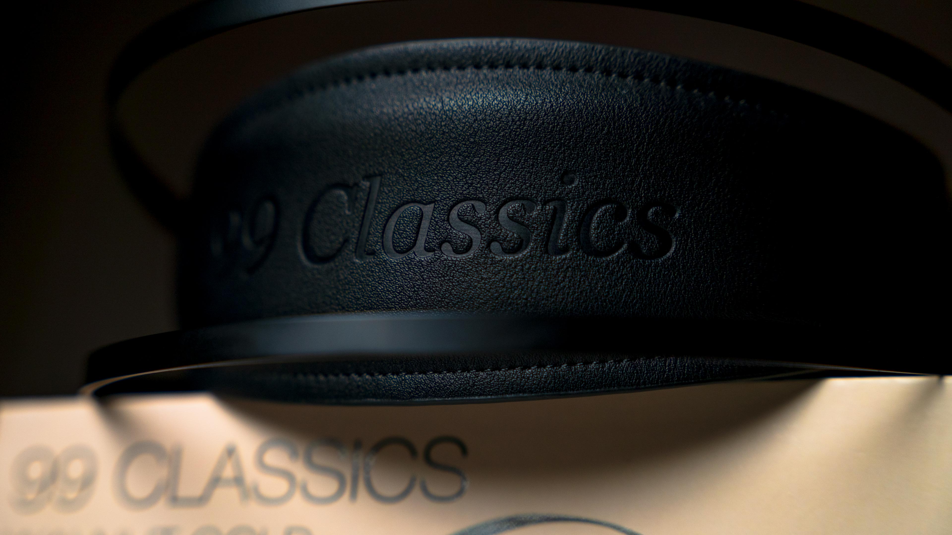 Meze 99 Classics Headphone (13)