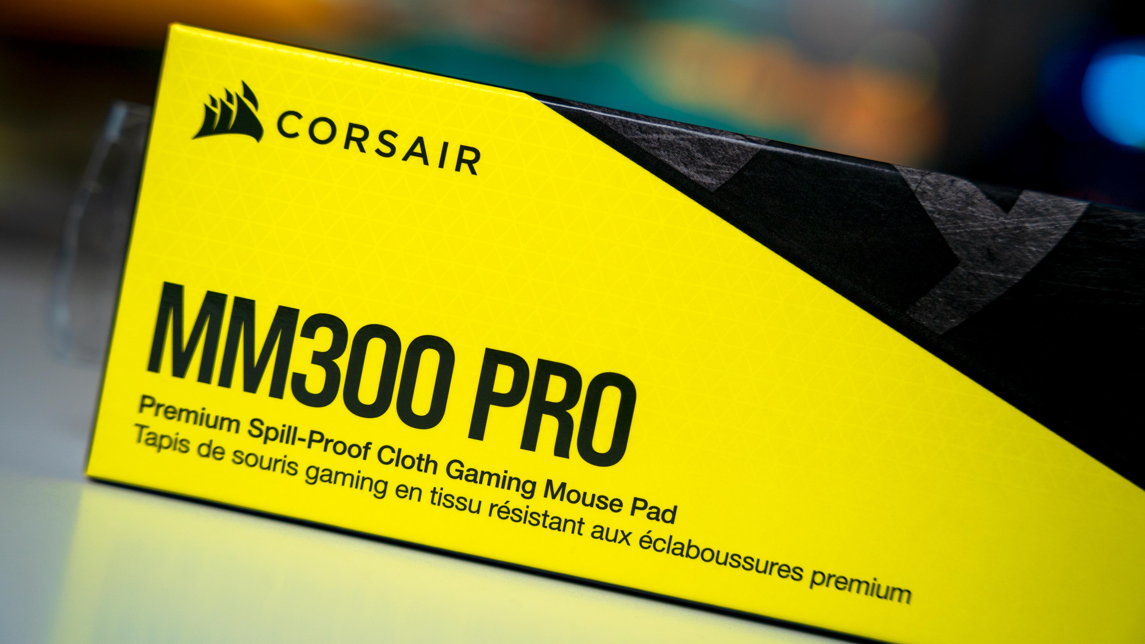 Corsair MM300 Pro Box (5)