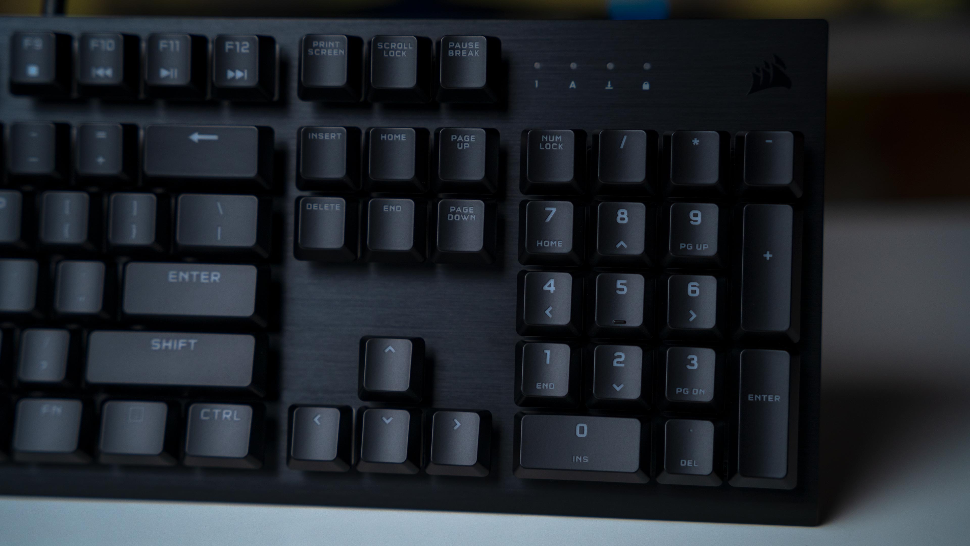Corsair K60 RGB Pro Keyboard (8)