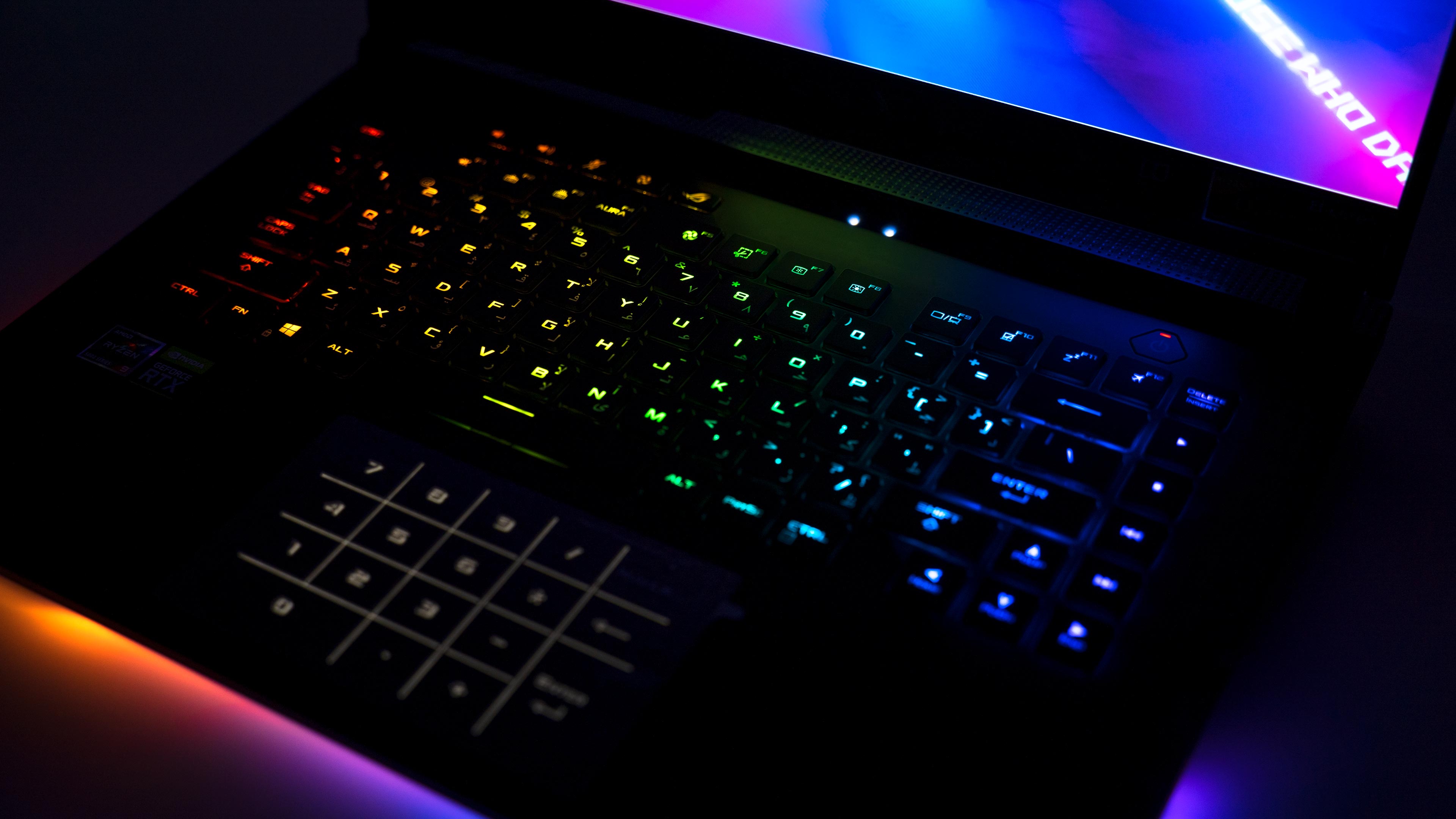 ROG Strix SCAR 15 2021 Keyboard (1)