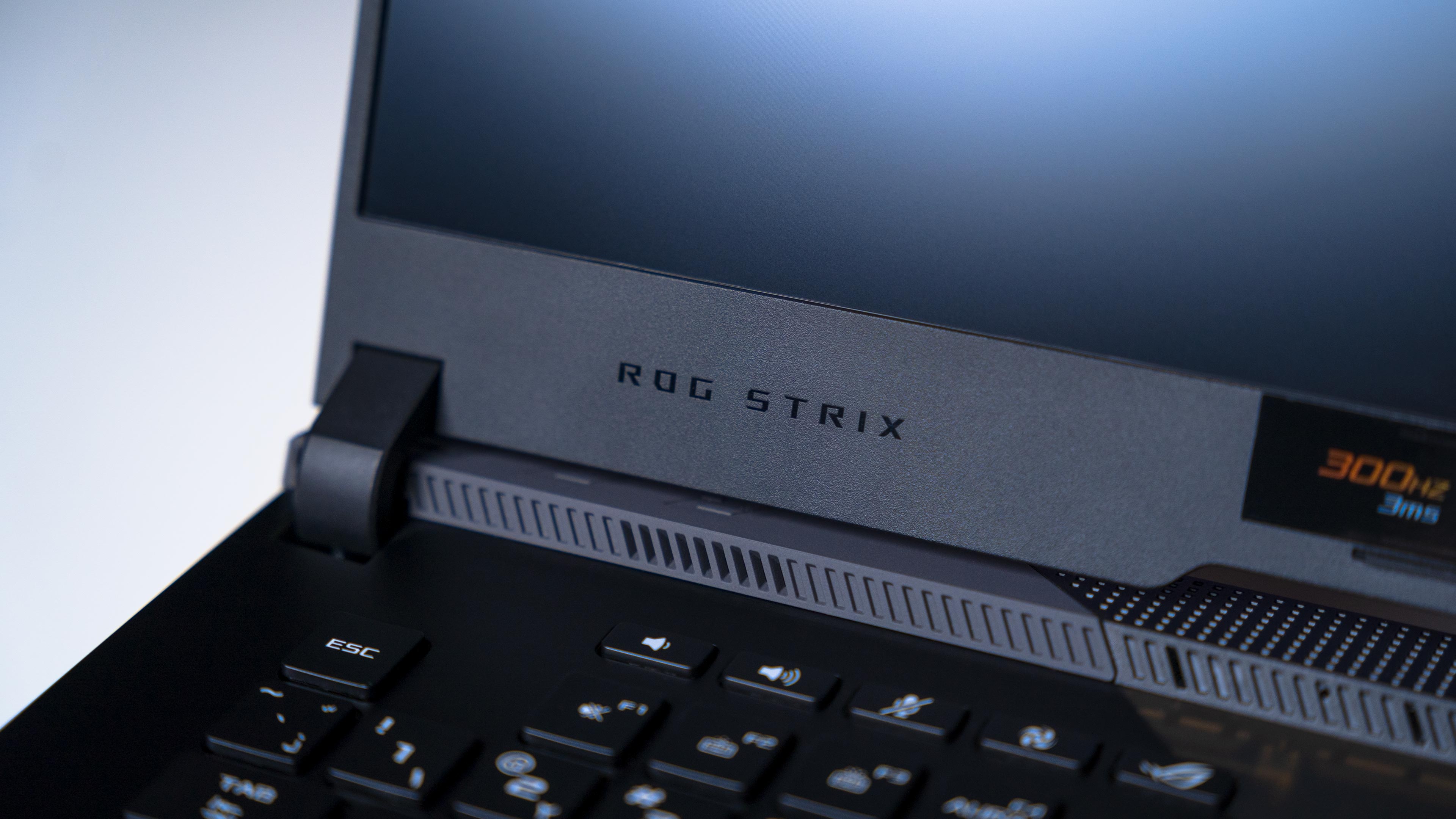 ROG Strix SCAR 15 2021 Laptop (27)