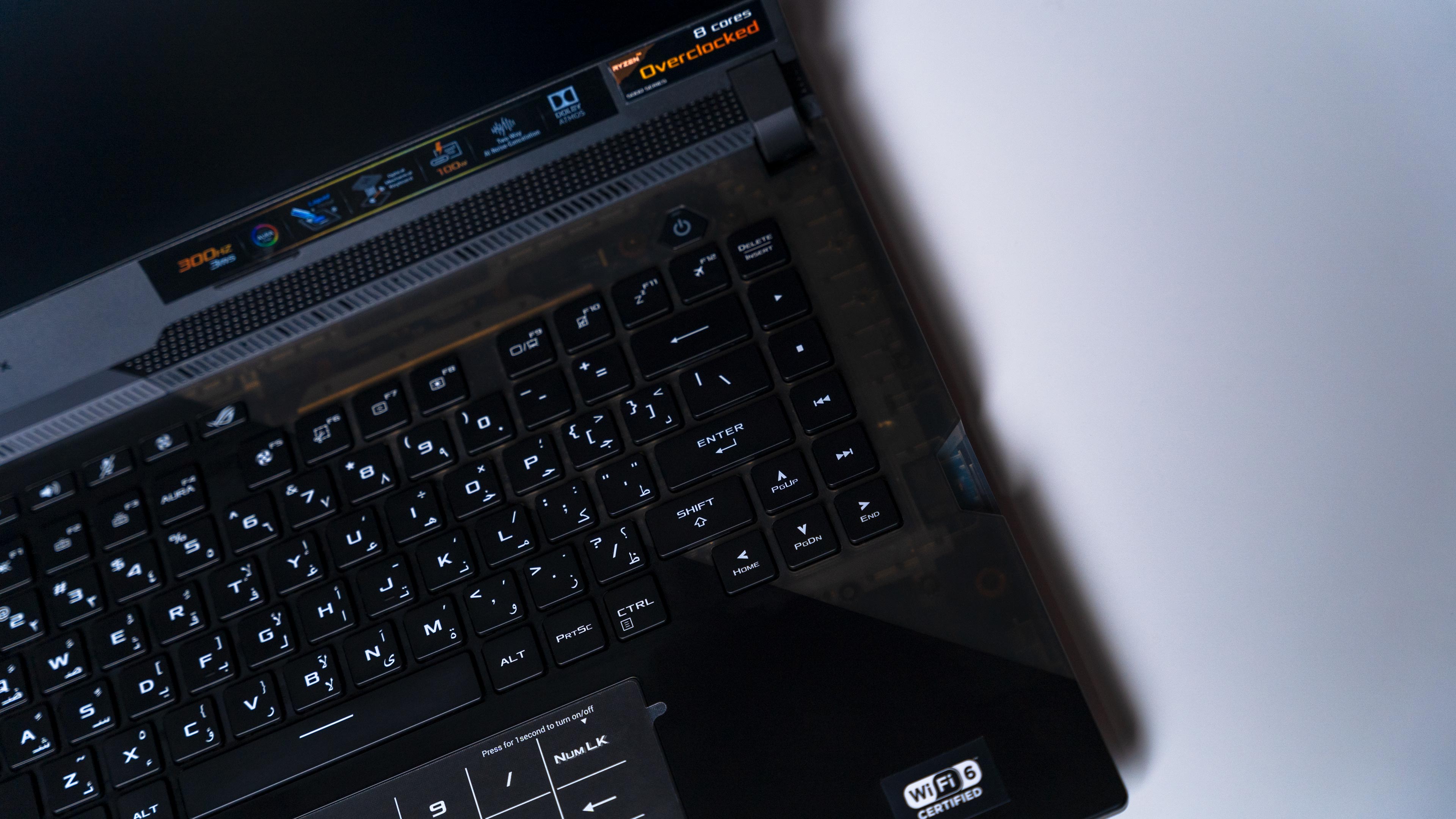 ROG Strix SCAR 15 2021 Laptop (31)
