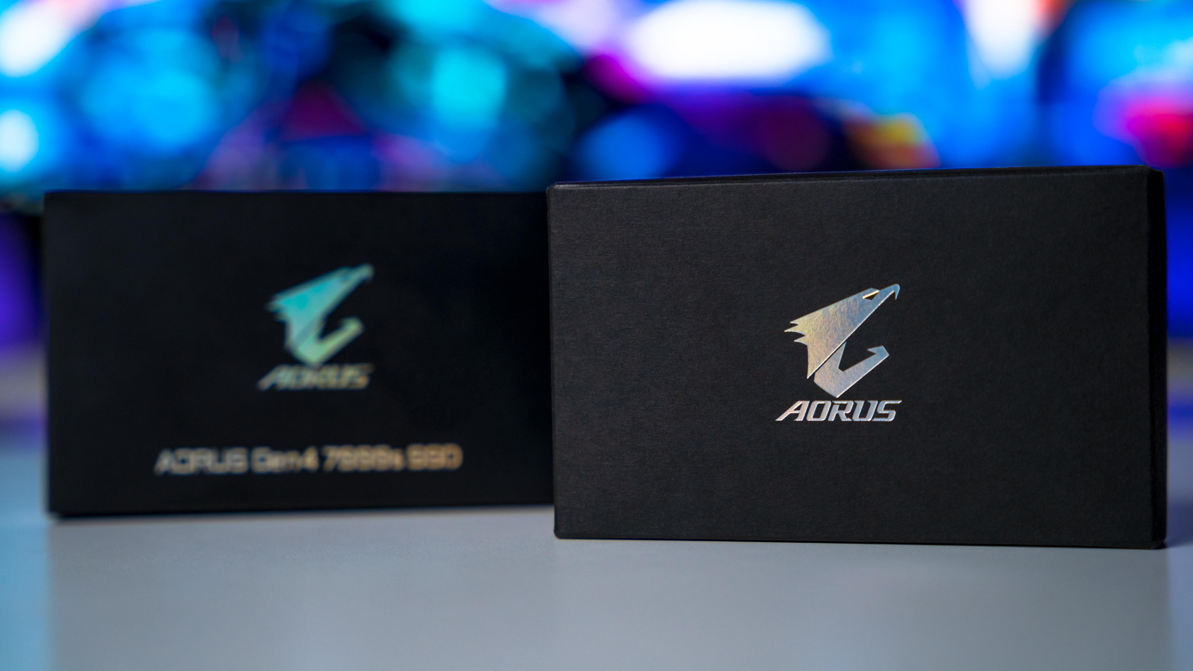 Aorus Gen4 7000s SSD Box (4)