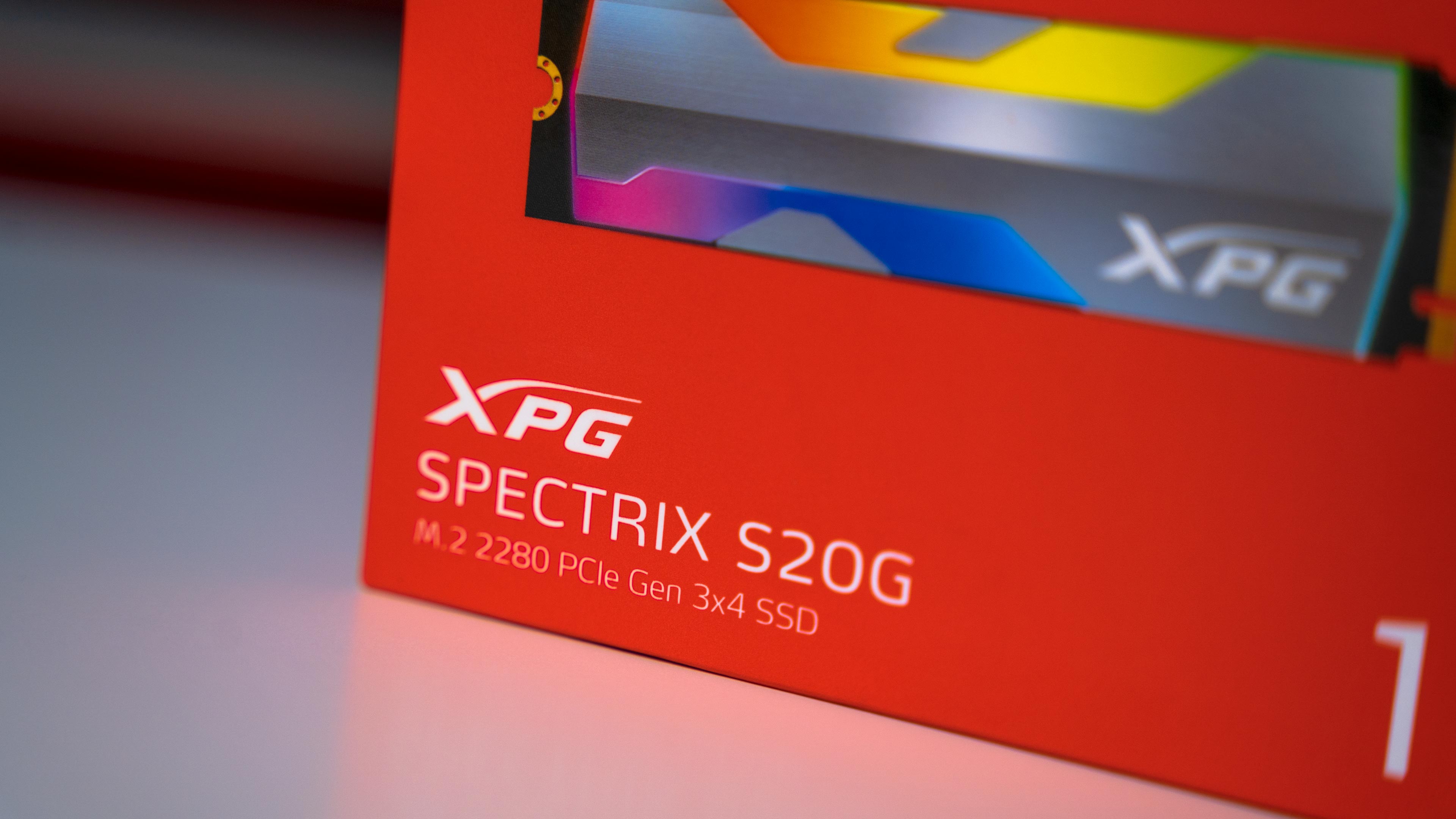 XPG Spectrix S20G 1TB Box (4)