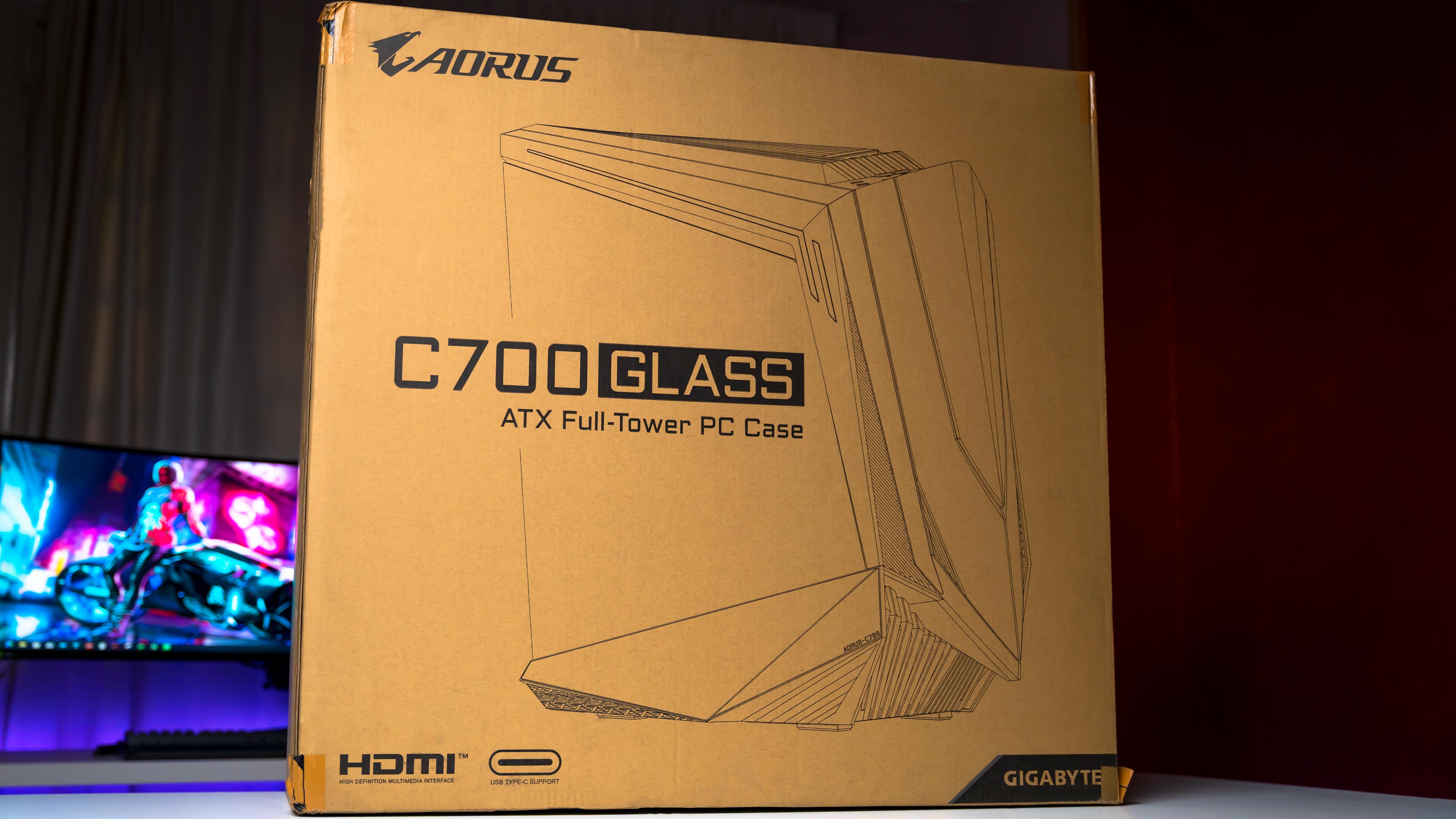 Aorus C700 Glass Box (1)