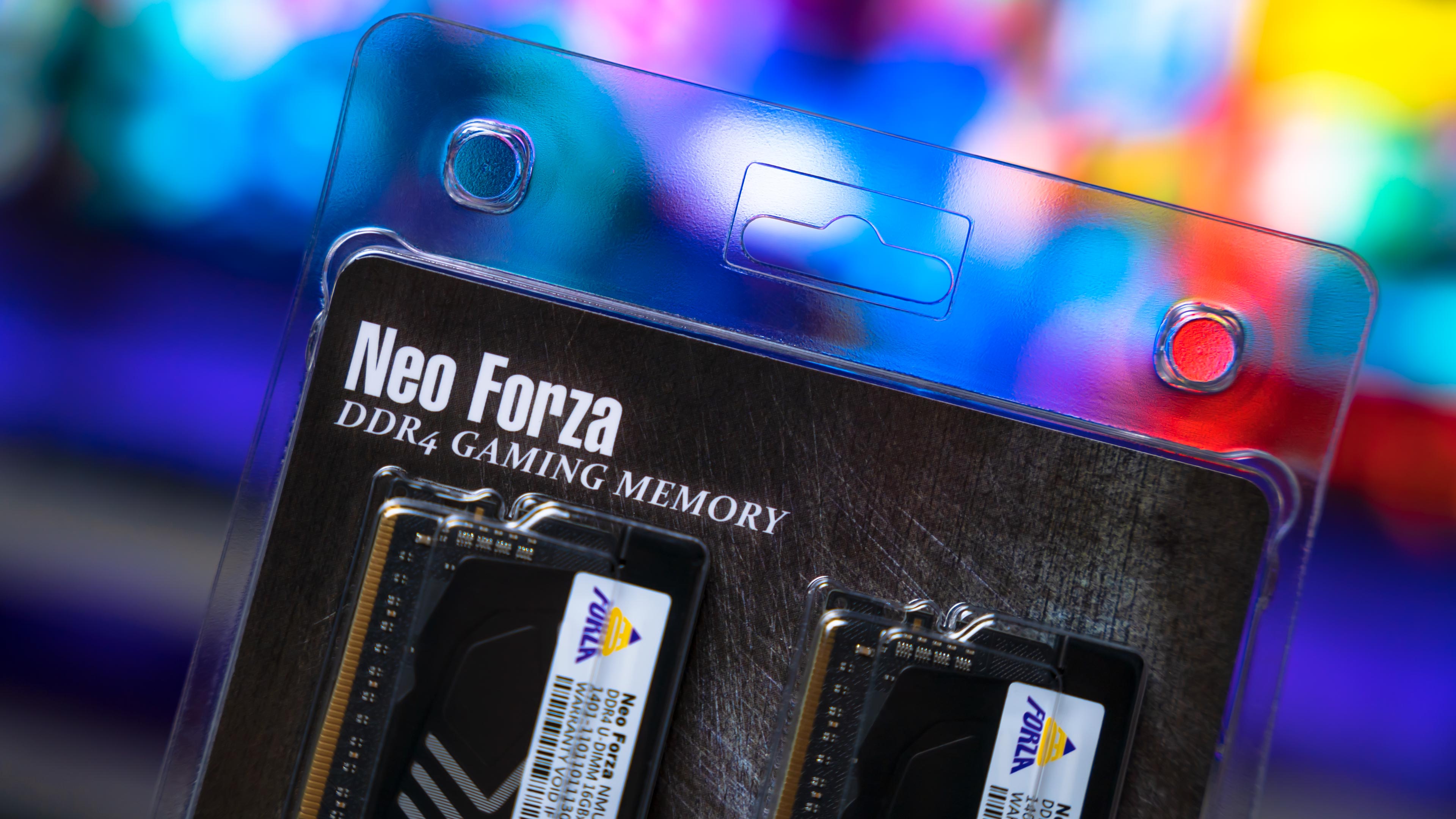 Neo Forza Faye 32GB DDR4 4600MHz Box (2)