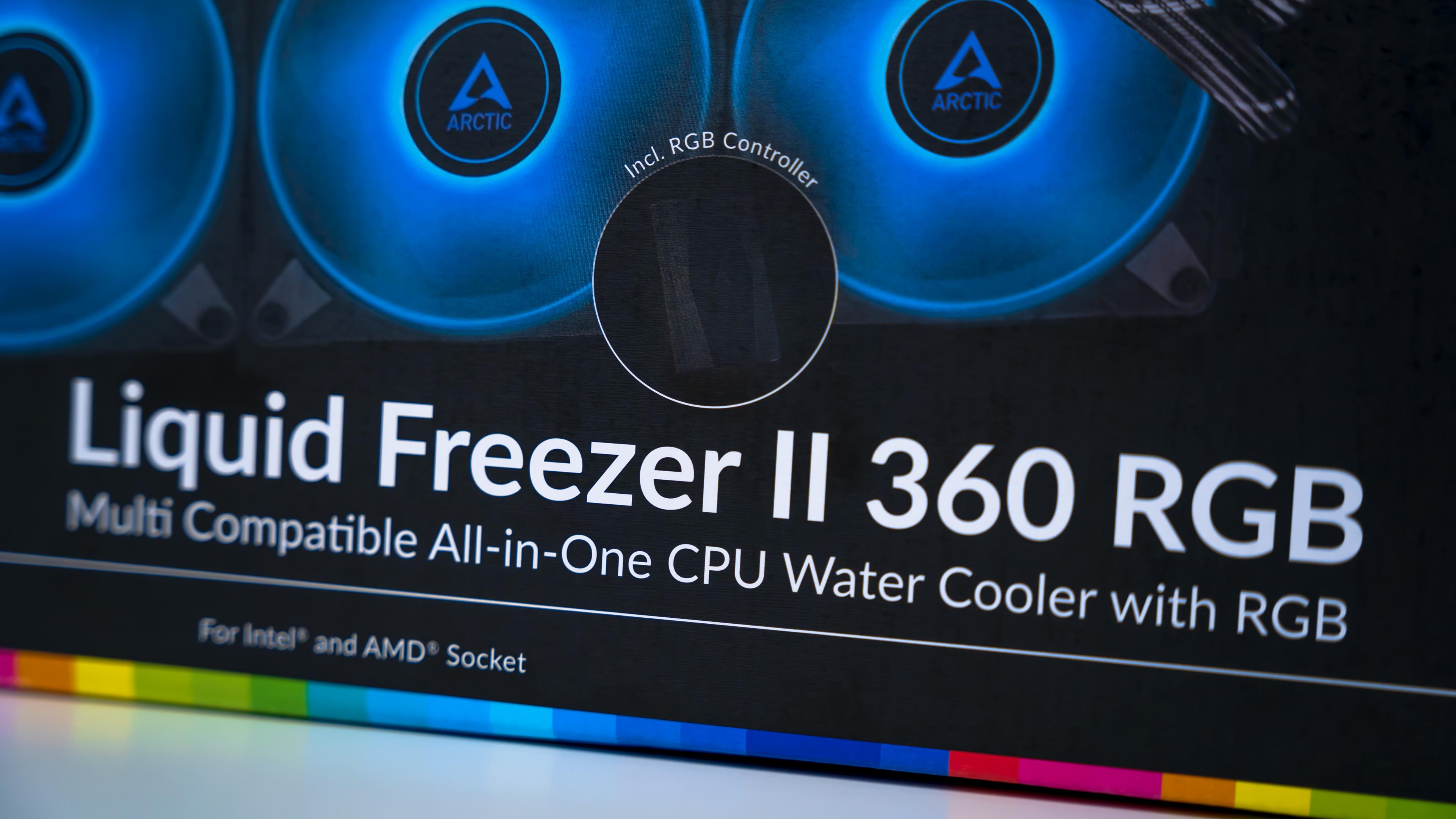 Arctic Liquid Freezer II 360 RGB Box (2)