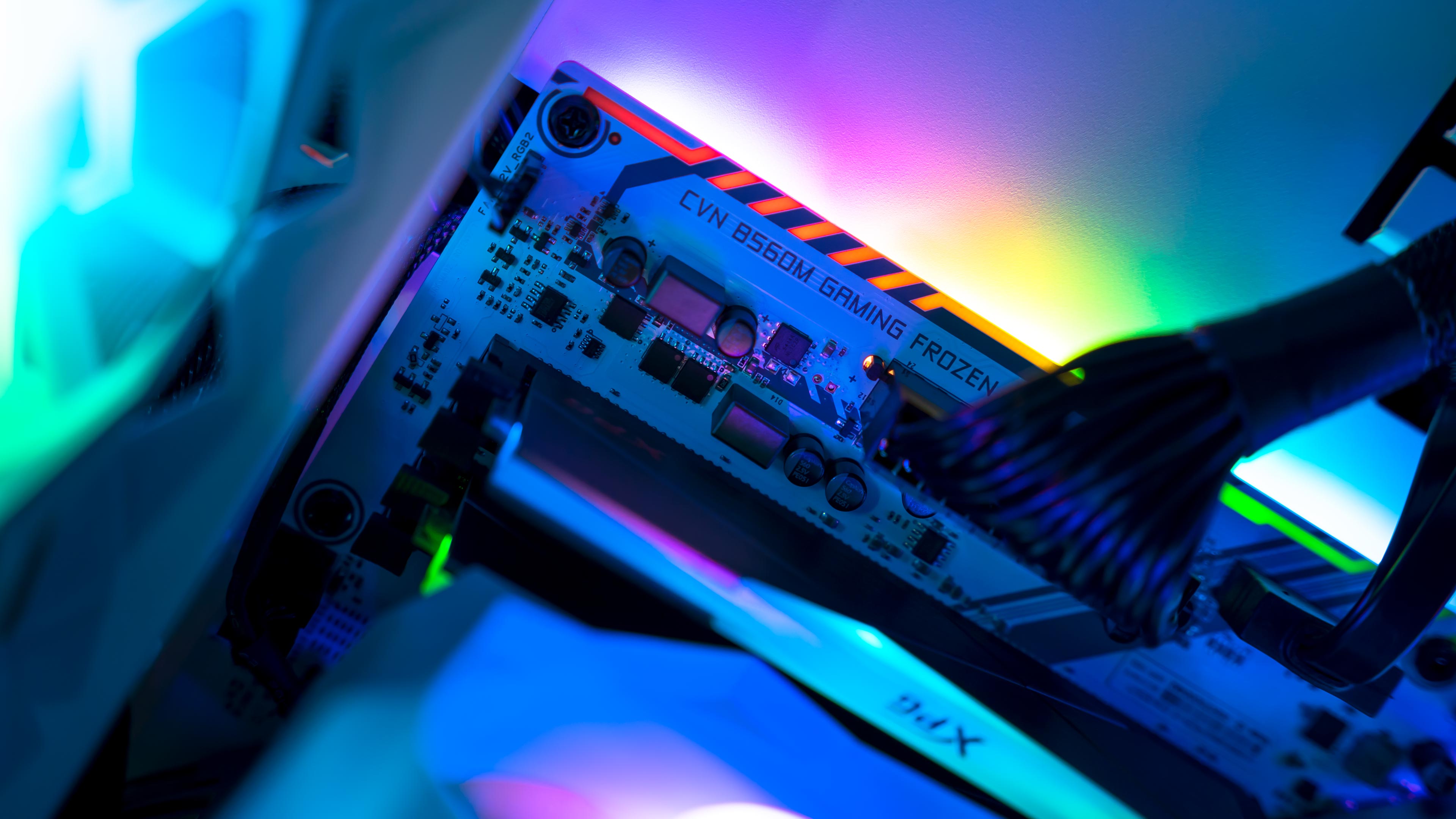 Colorful B560M CVN Gaming Frozen RGB (3)
