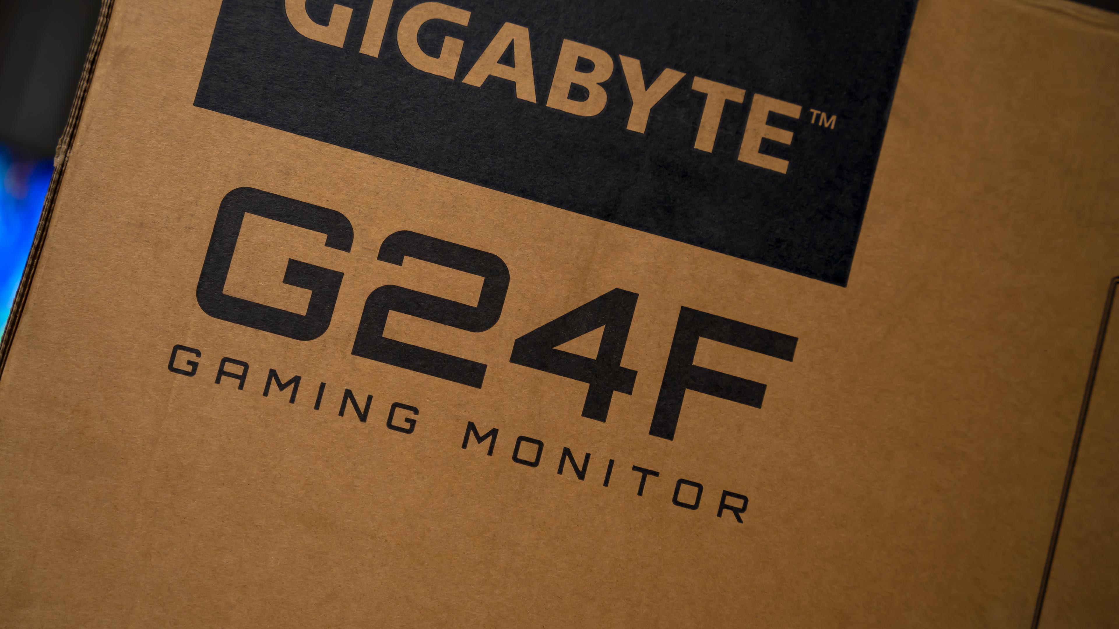 Gigabyte G24F Gaming Monitor Box (3)