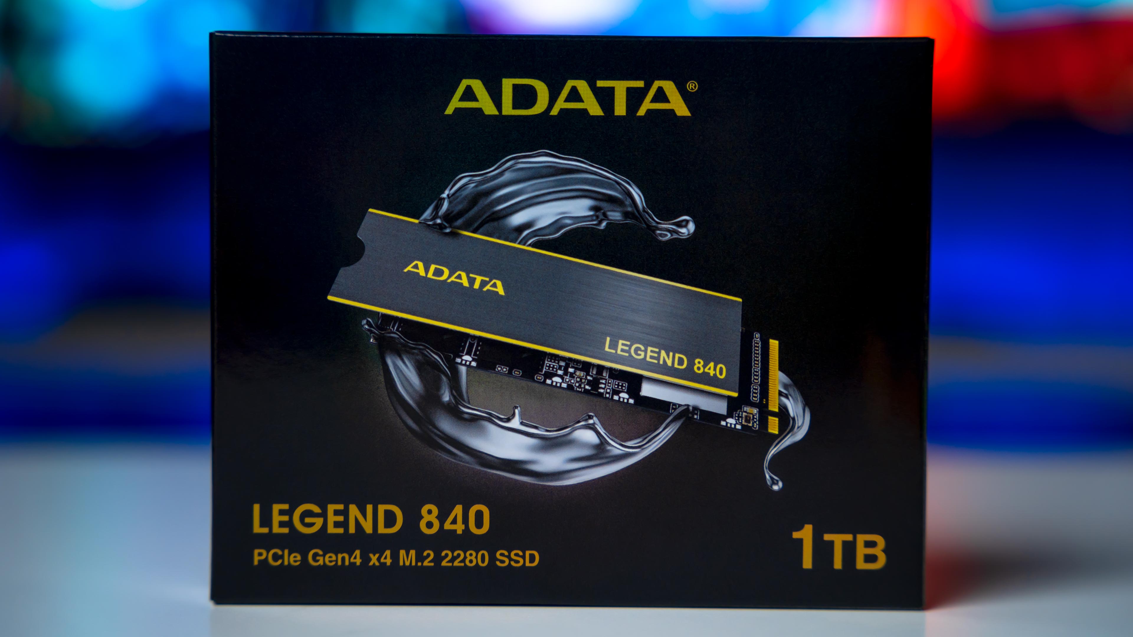 ADATA Legend 840 Box (1)