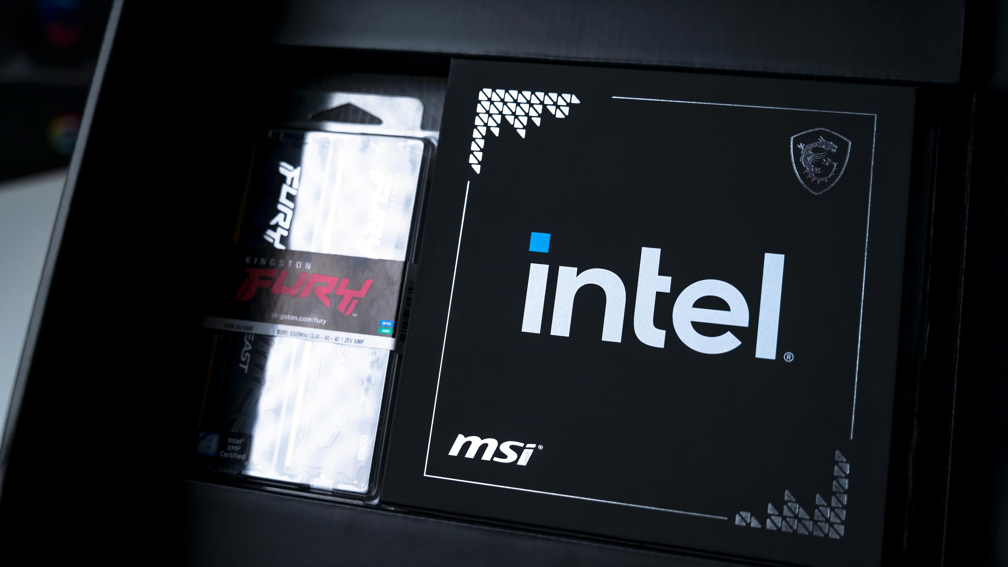 MSI B660 Intel Package (6)
