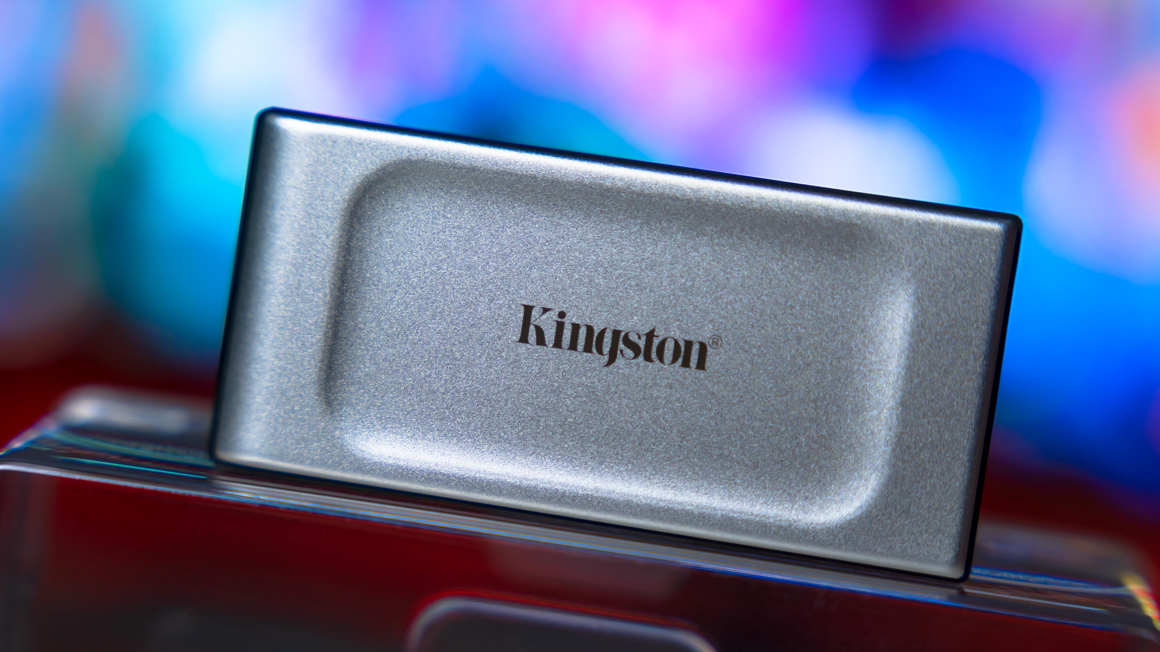 Kingston XS2000 Portable External SSD (3)