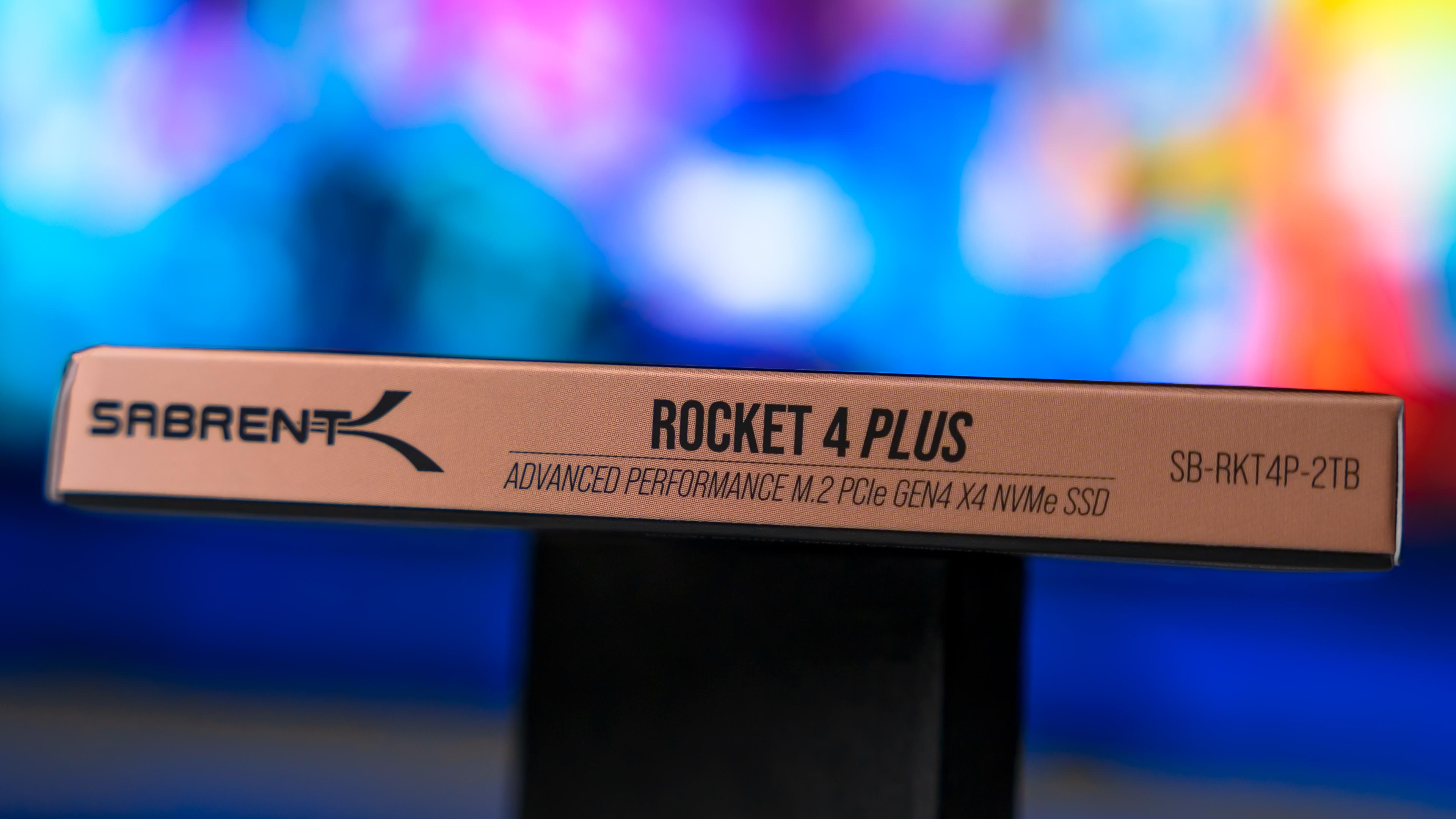 Sabrent Rocket 4 Plus Box (2)
