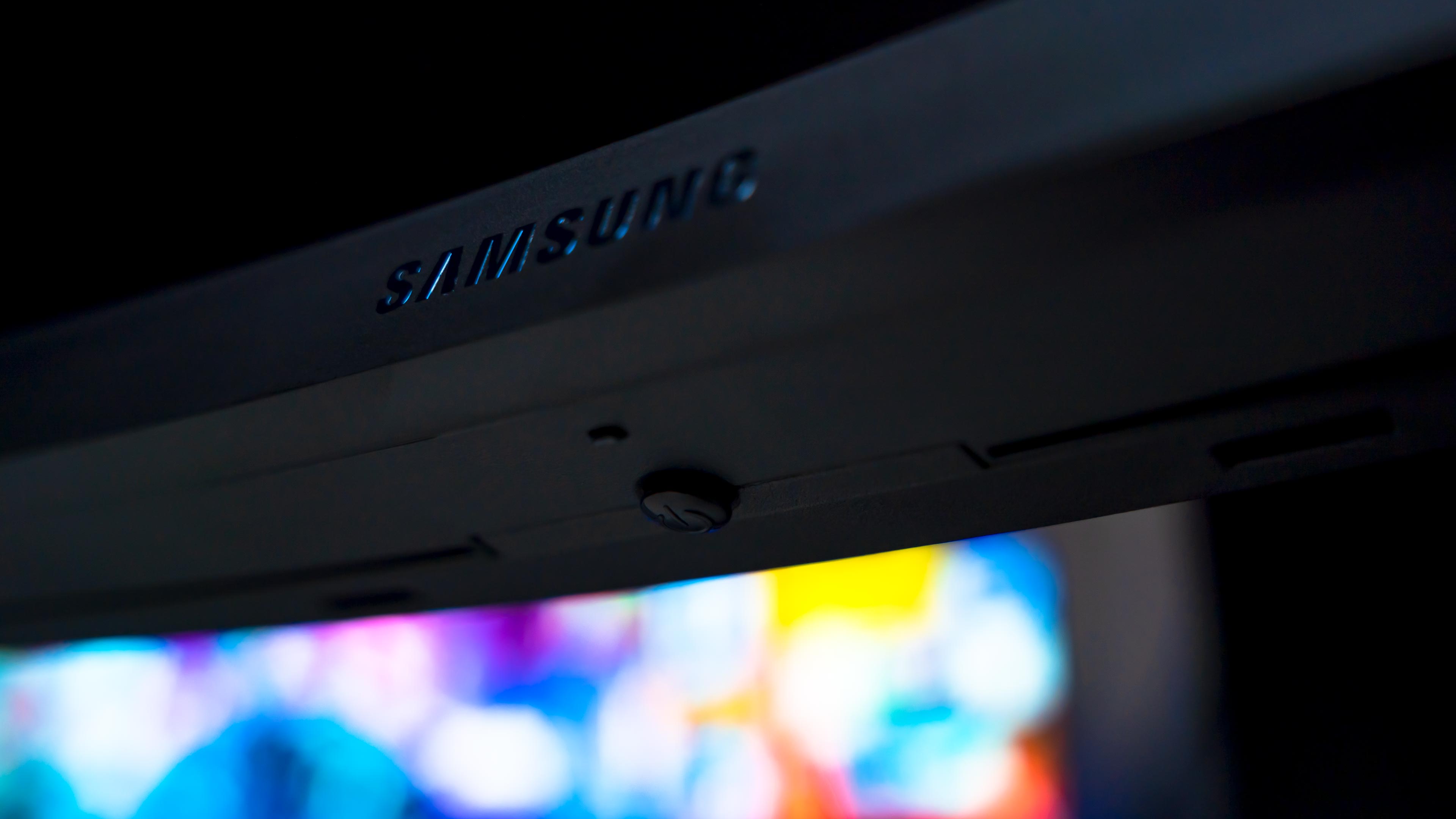 Samsung Odyssey G7 LC32G75T Monitor (24)