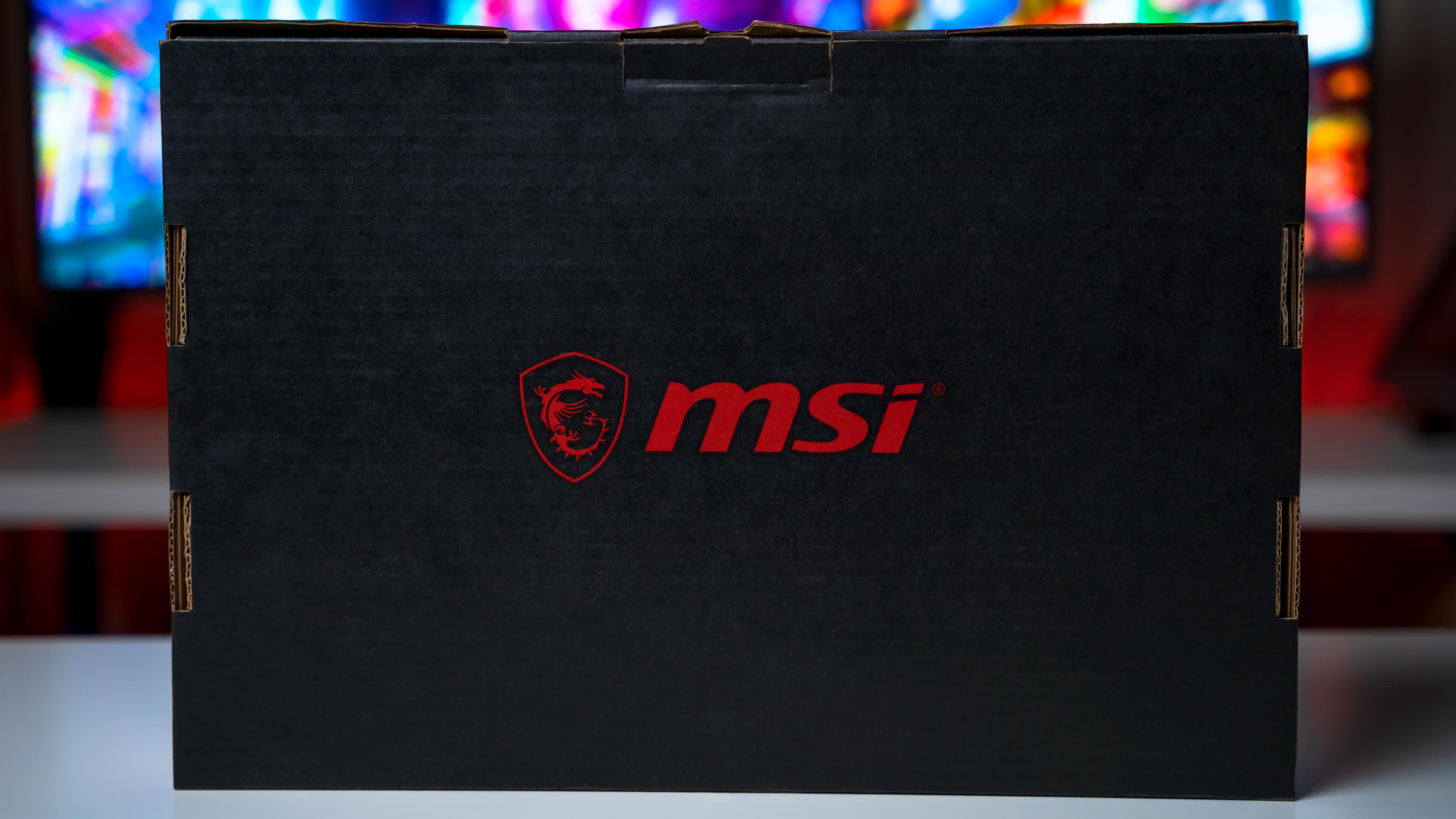 MSI GF63 Thin 10UD Box (3)