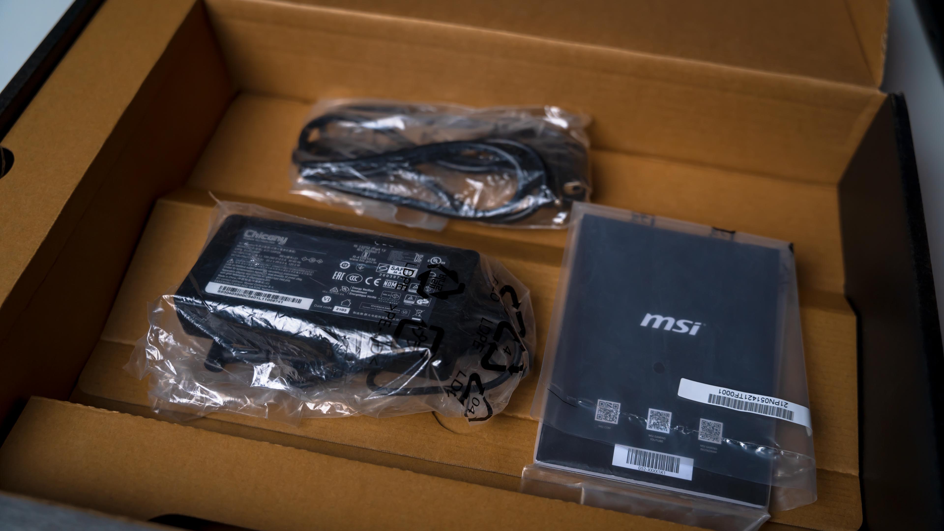 MSI GF63 Thin 10UD Box (8)