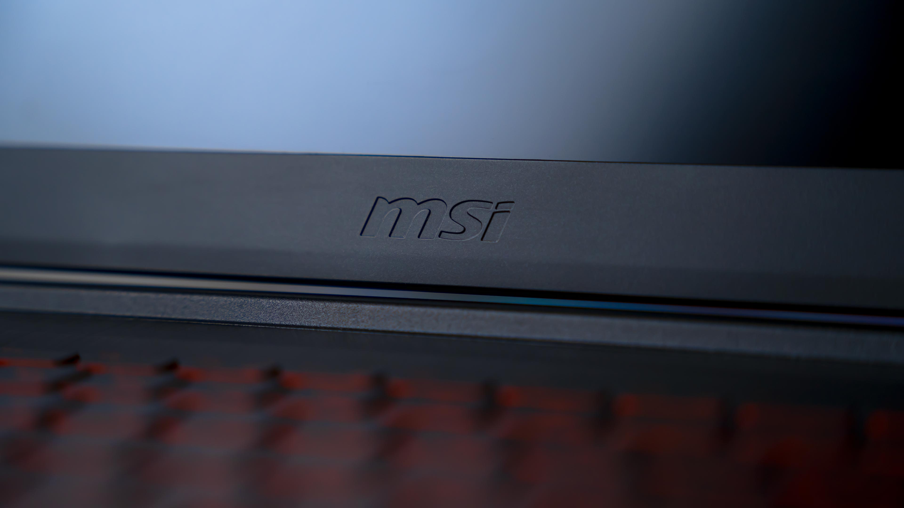 MSI GF63 Thin 10UD Laptop (11)