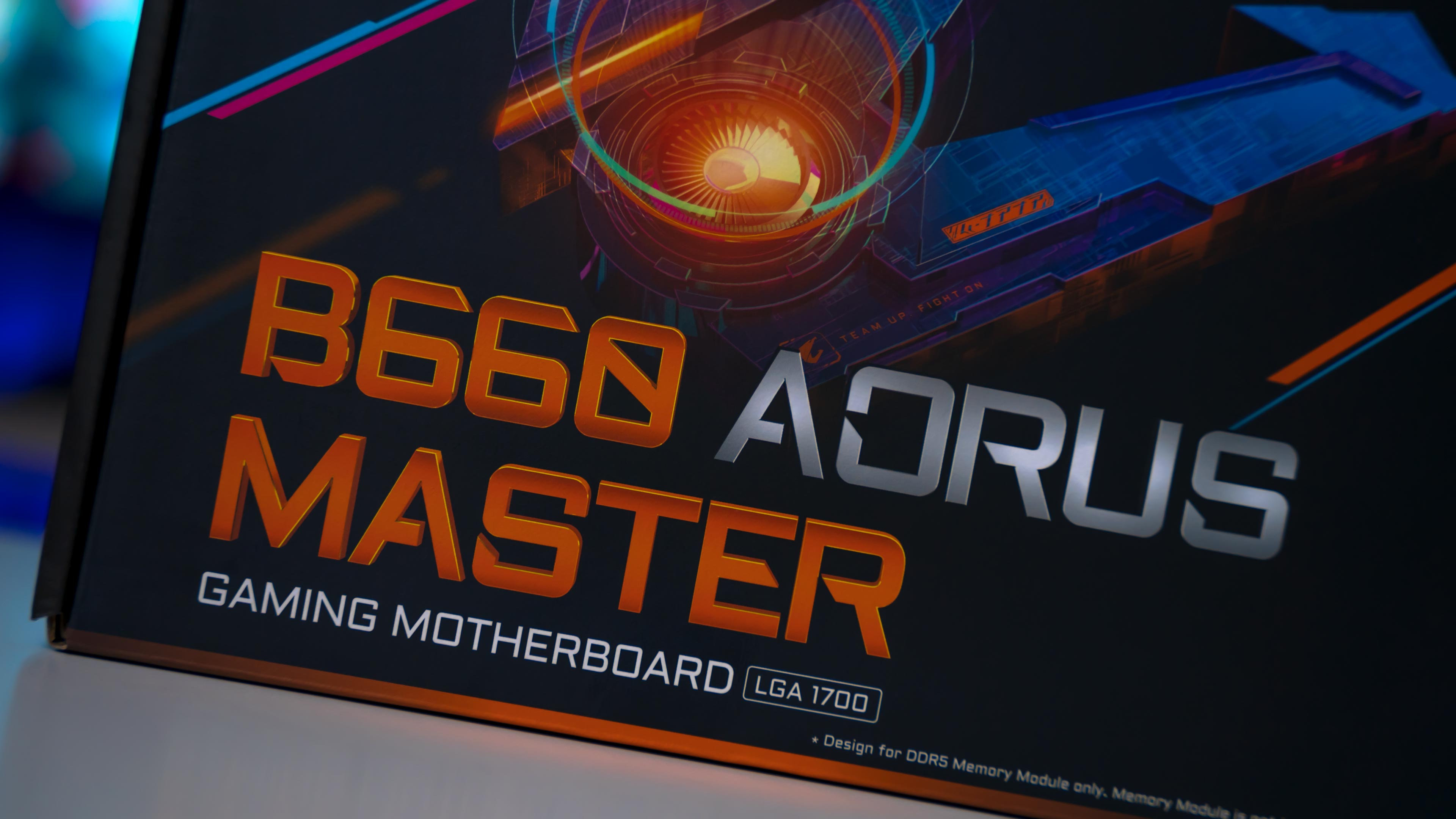 Aorus B660 Master DDR5 Box (2)