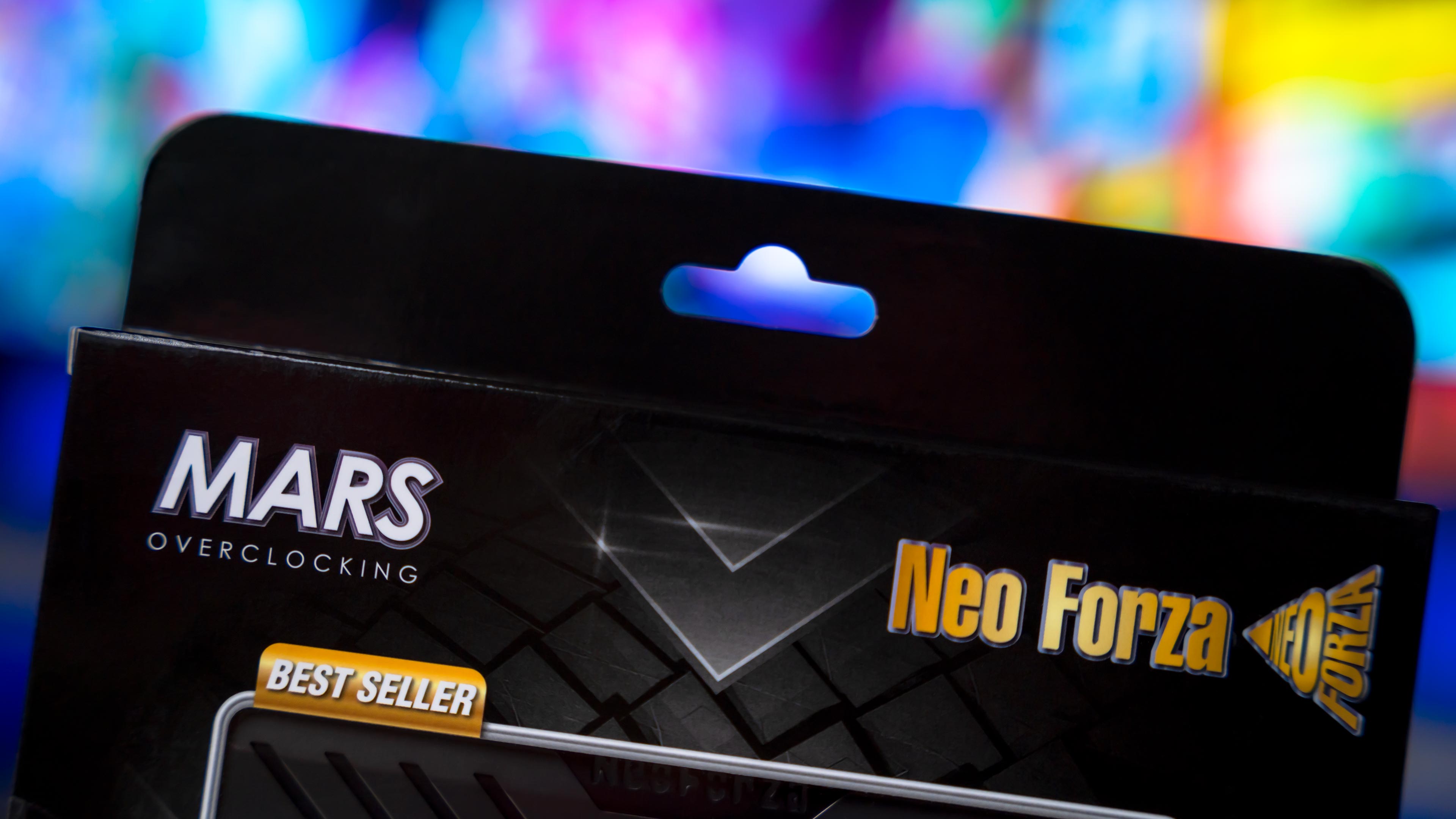Neo Forza Mars RGB 64GB 4000Mhz Box (3)