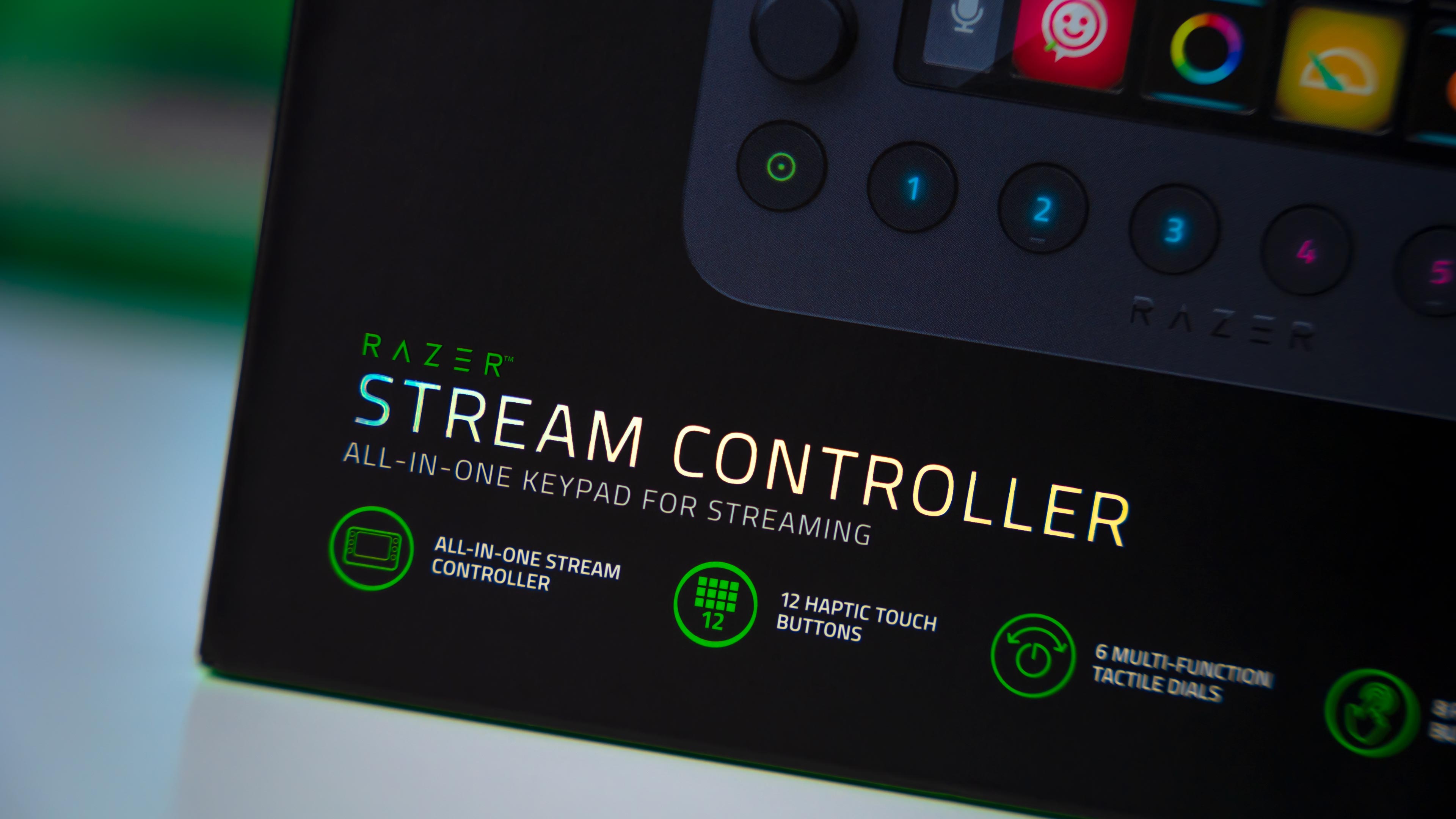 Razer Stream Controller Box (2)