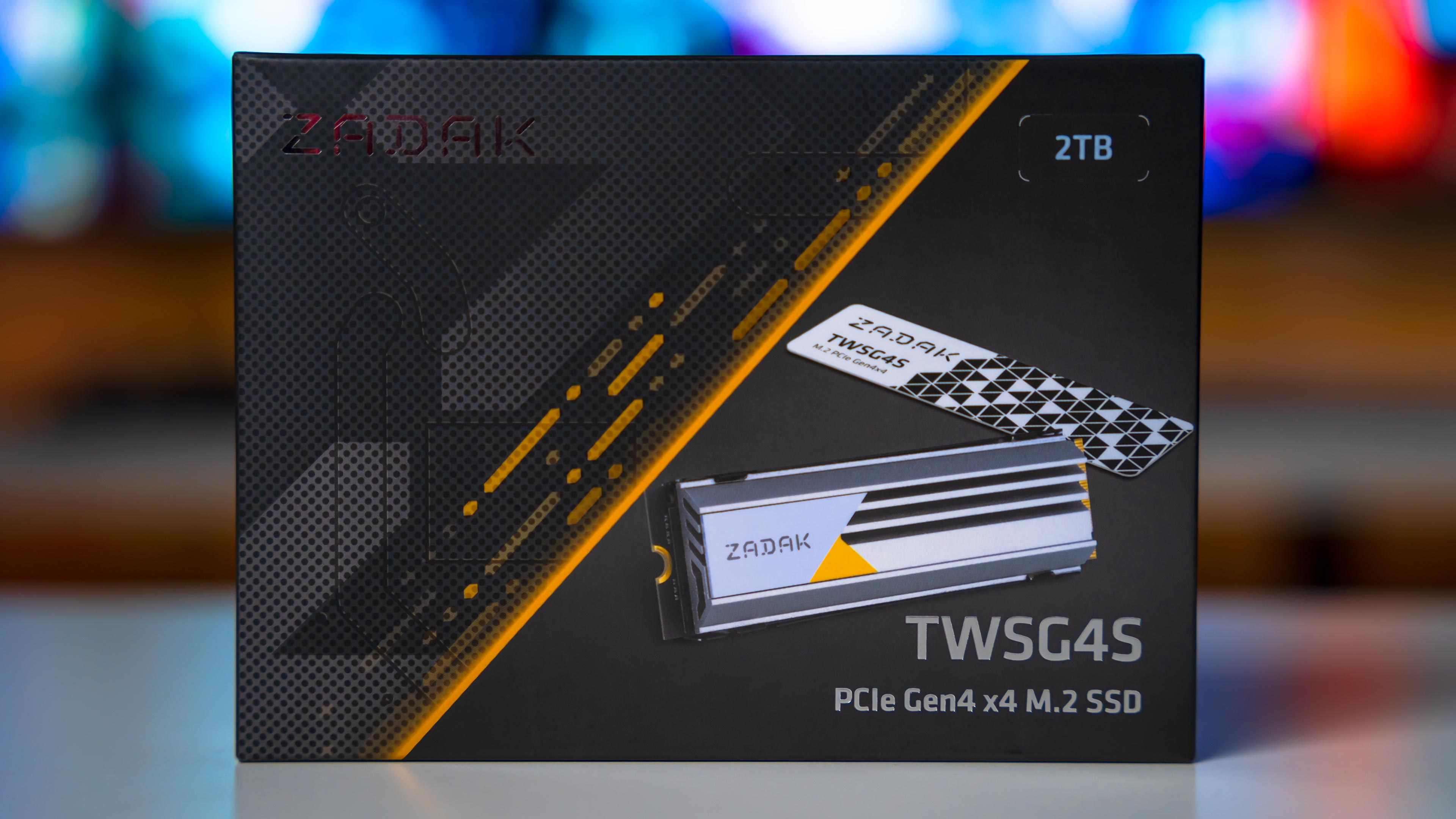 Zadak TWSG4S 2TB GEN4 M.2 Box (1)