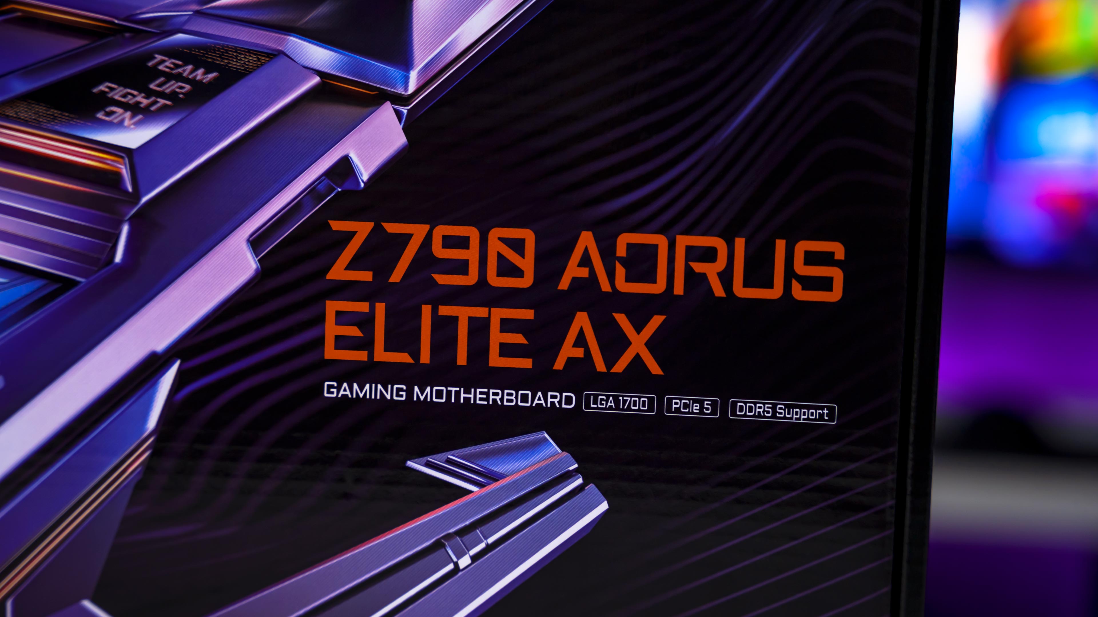 Aorus Z790 Elite AX Box (2)