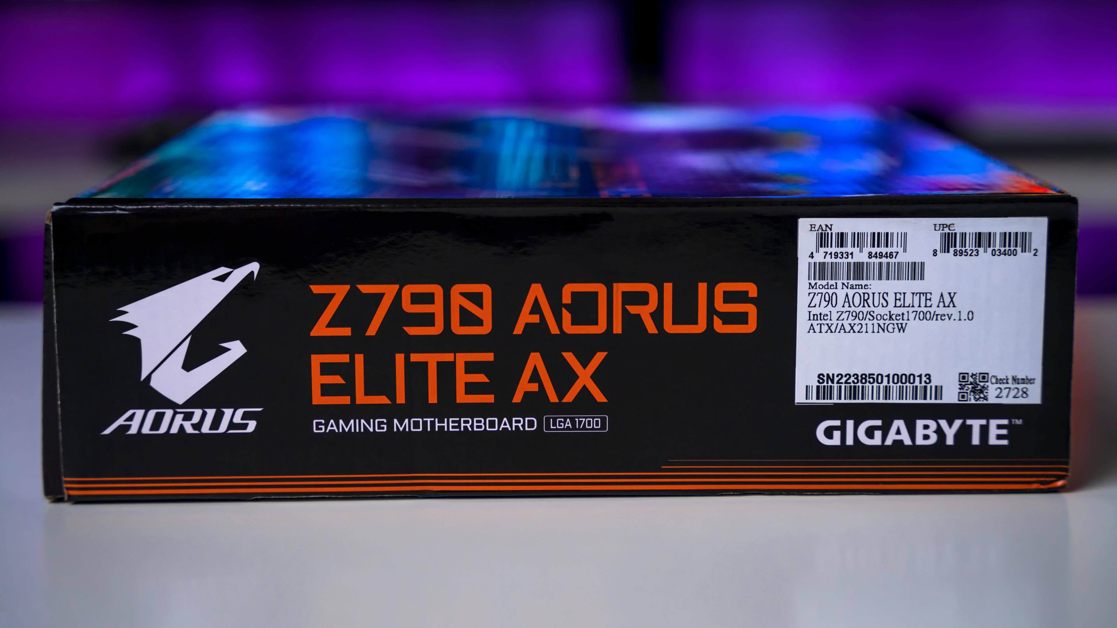 Aorus Z790 Elite AX Box (5)