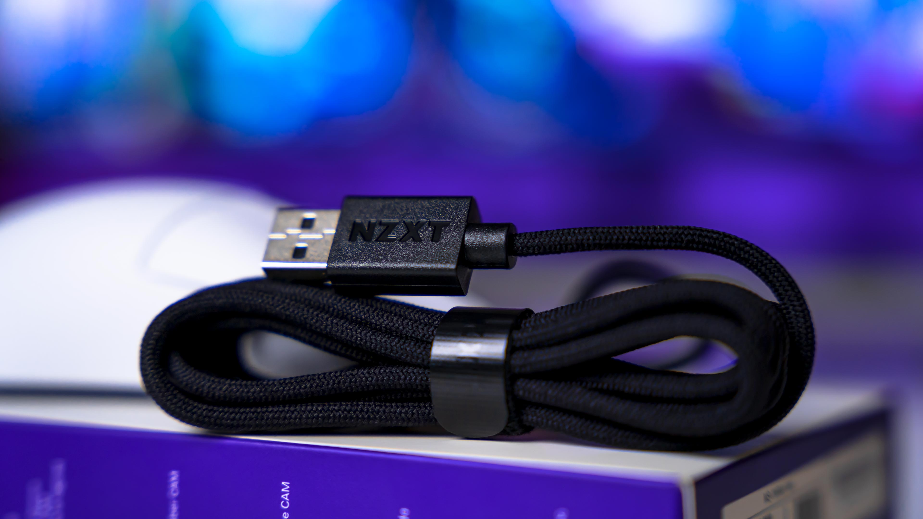 NZXT Lift Gaming Mouse (1)