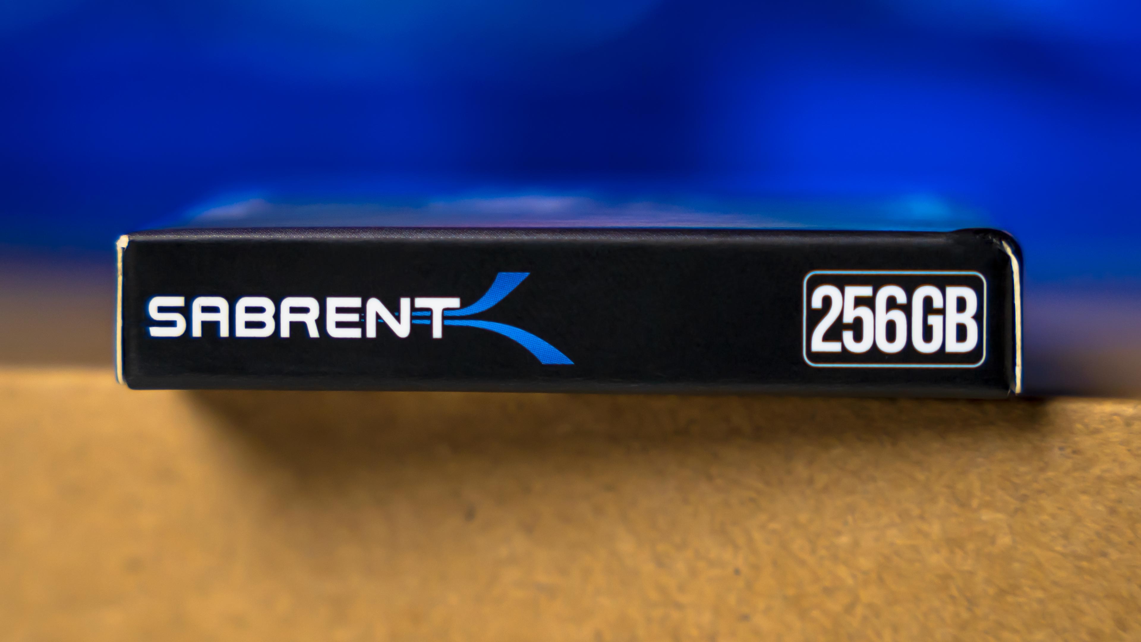 Sabrent Rocket V90 256GB Box (5)