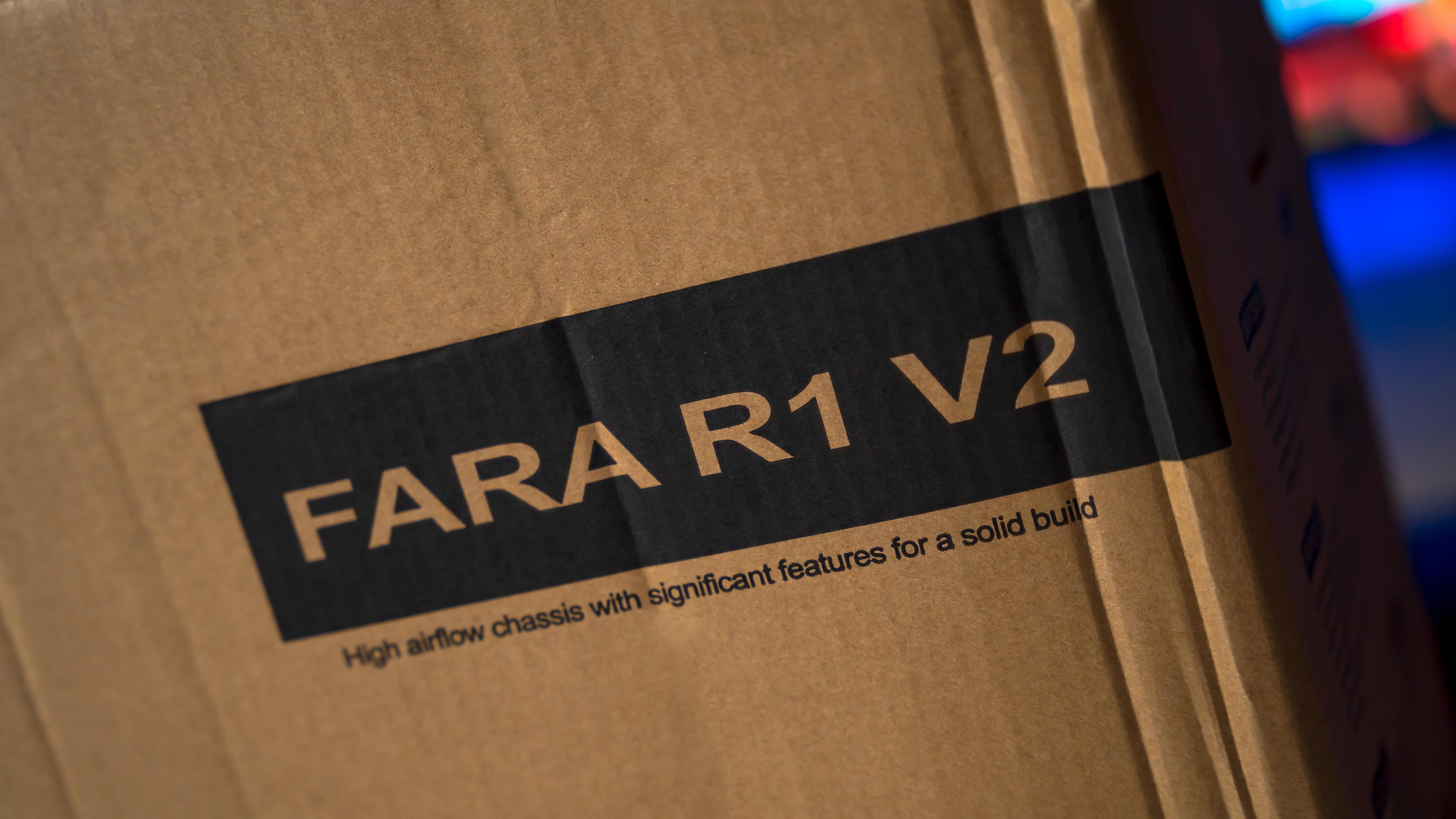 Silverstone Fara R1 V2 Box (2)