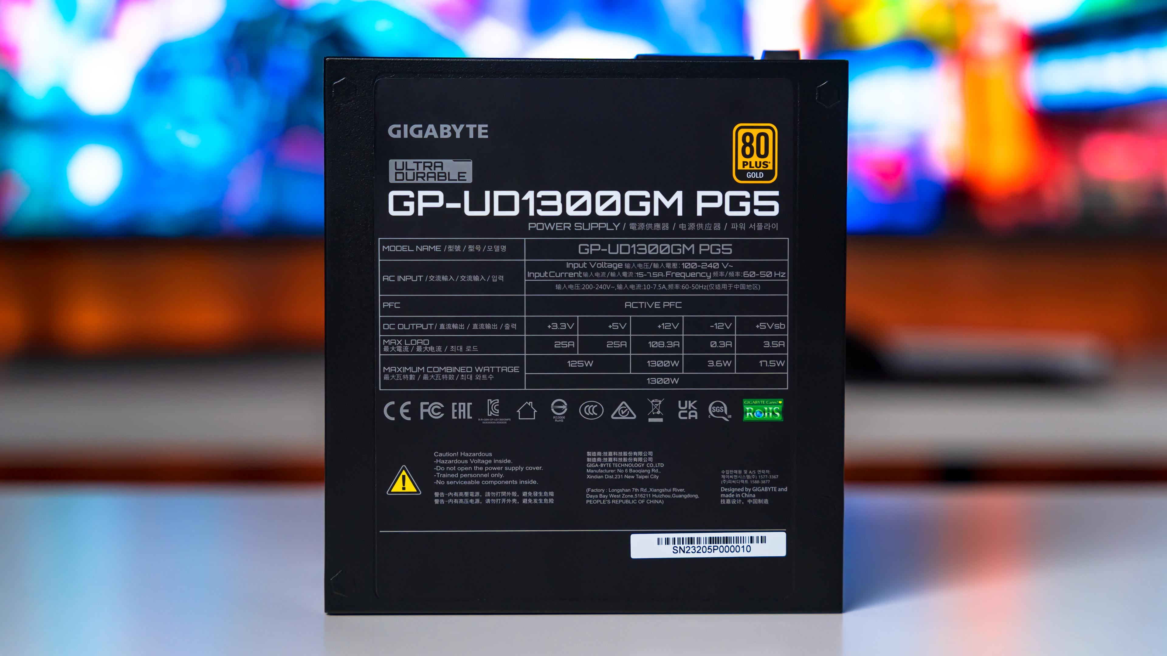 Gigabyte UD1300GM PG5 PSU (1)