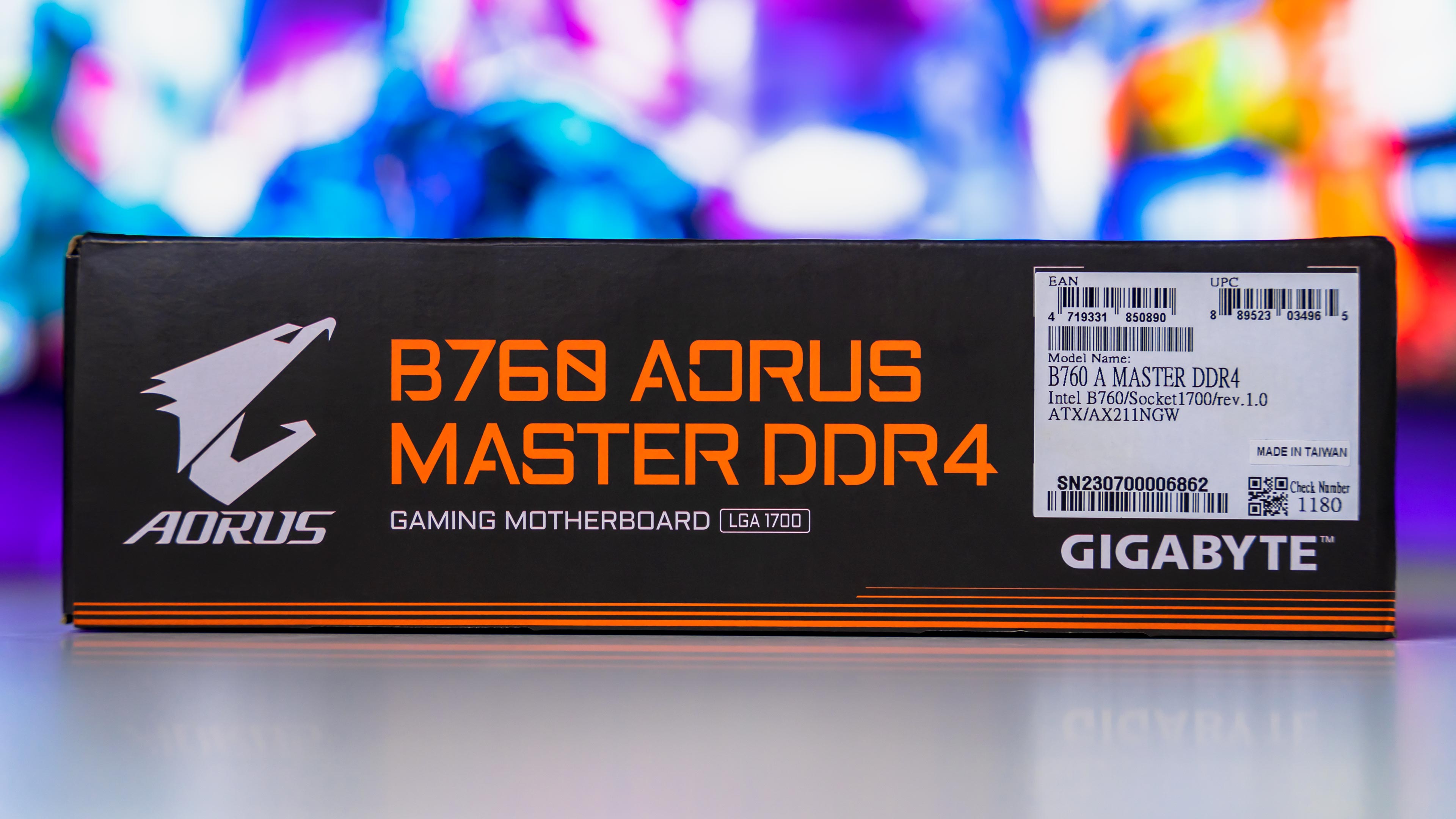 Aorus B760 Master DDR4 Box (5)