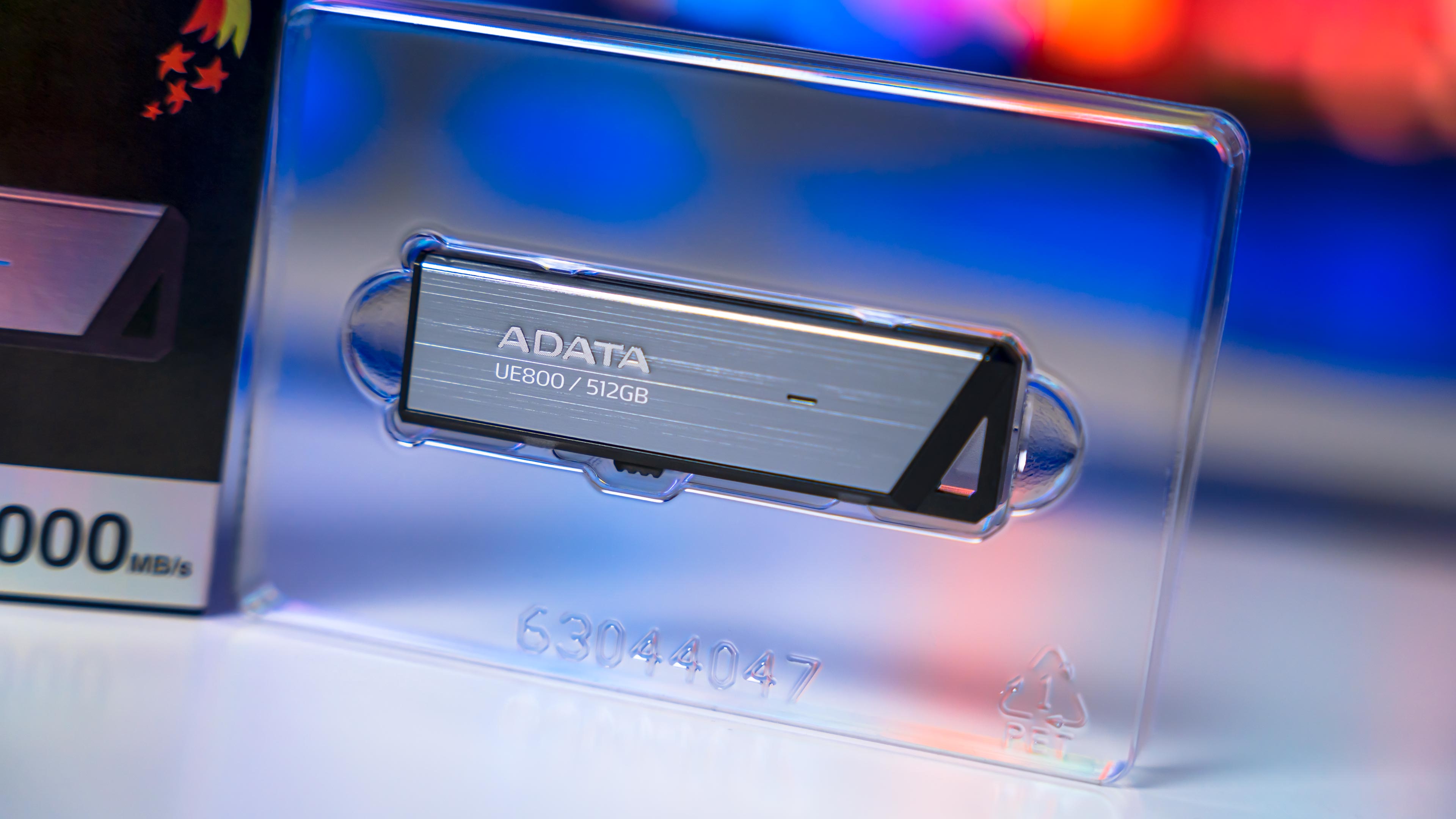 ADATA UE800 512GB USB 3.2 Type-C Box (8)