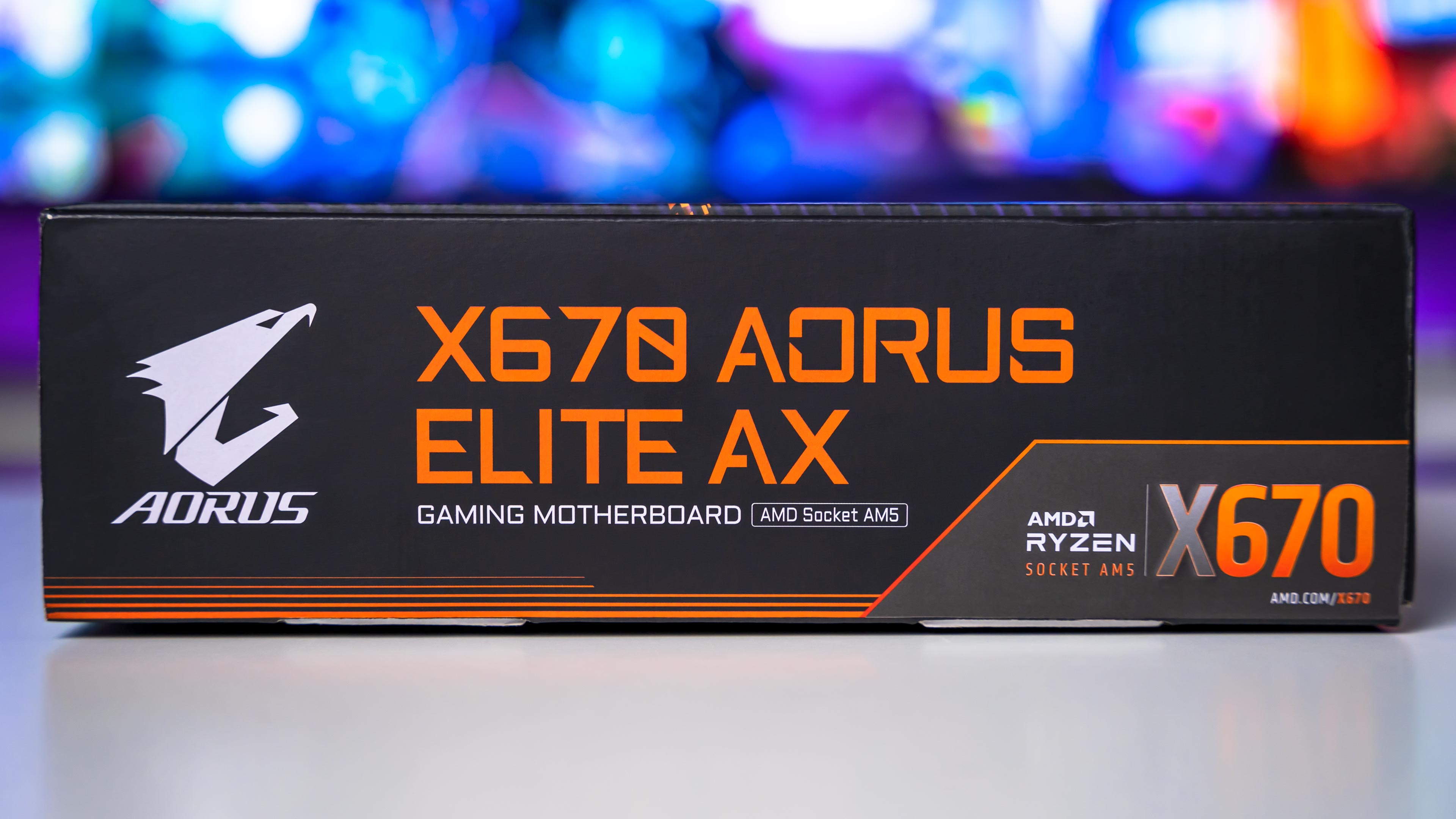 Aorus X670 Elite AX Box (5)