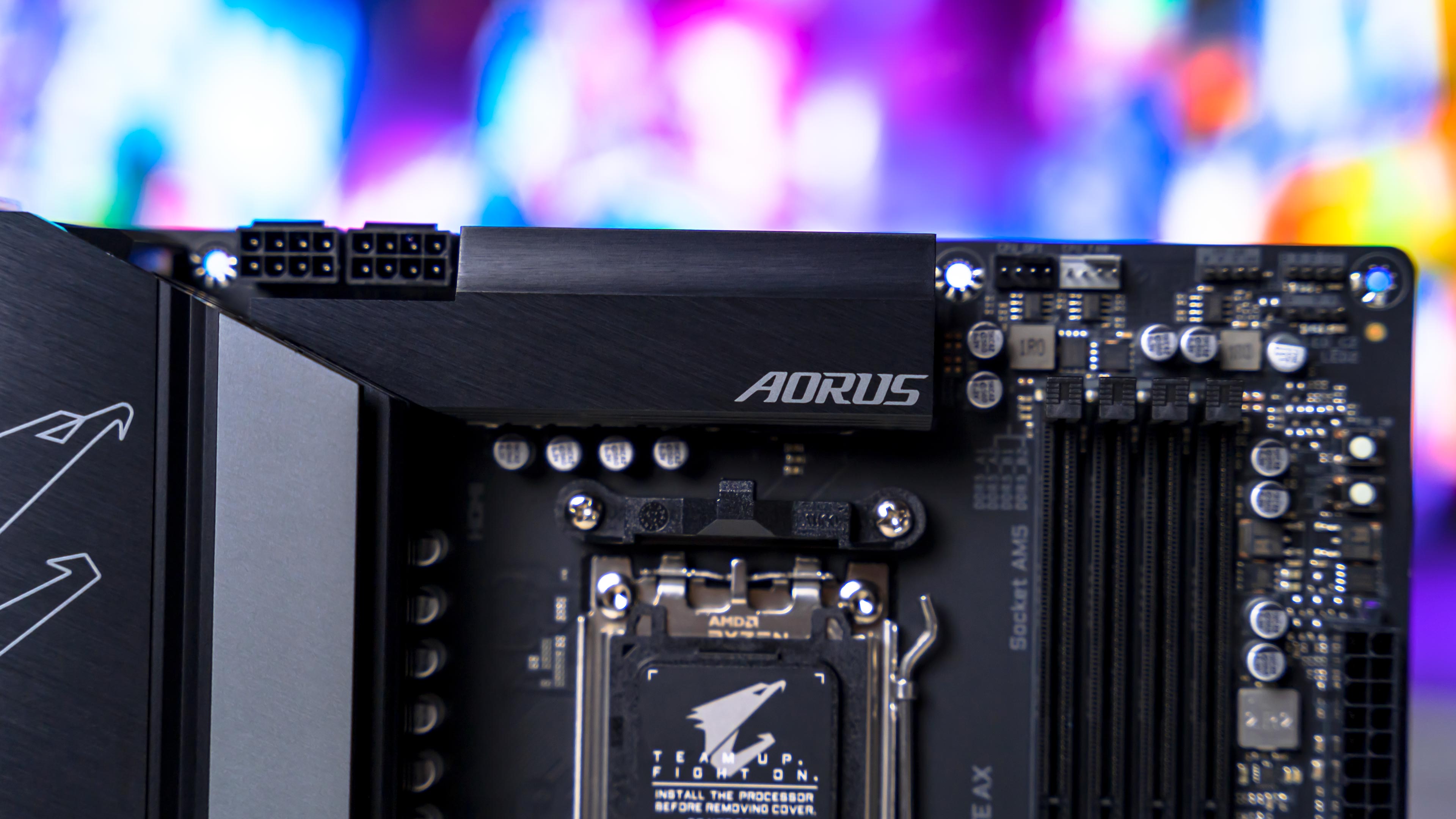 Aorus X670 Elite AX Motherboard (13)