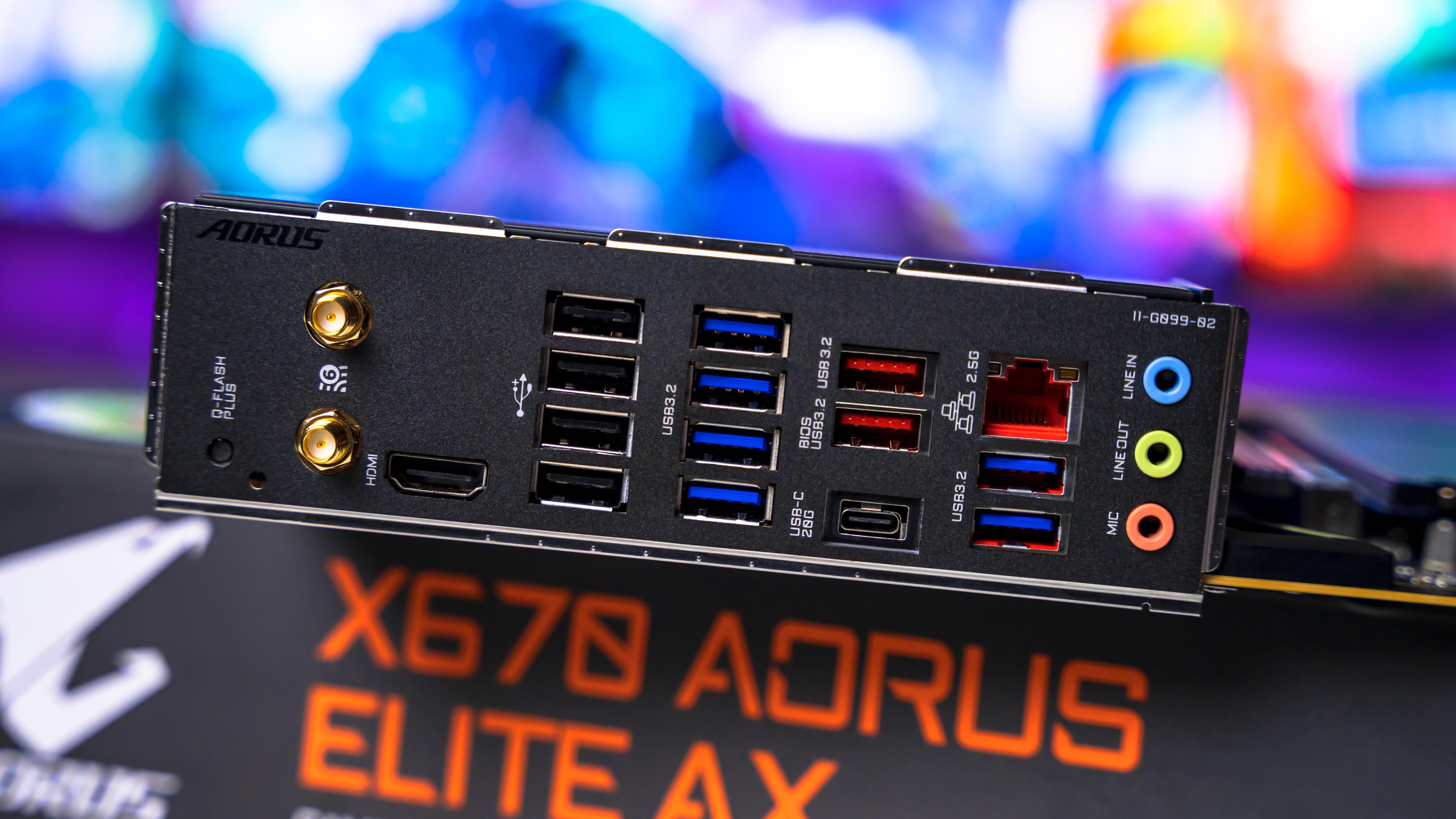 Aorus X670 Elite AX Motherboard (14)