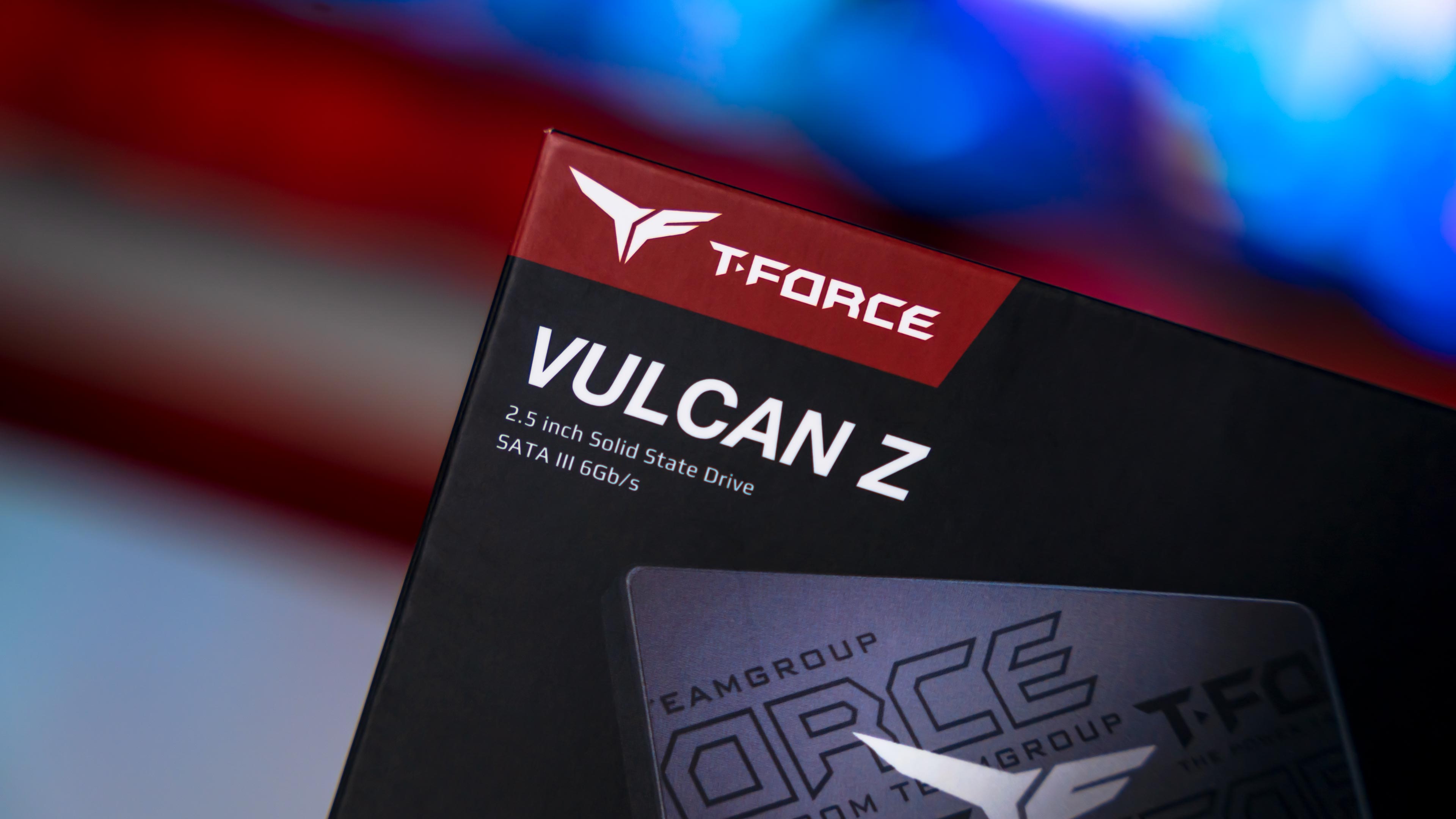 TeamGroup T-Force Vulcan Z SSD 1TB Box (2)