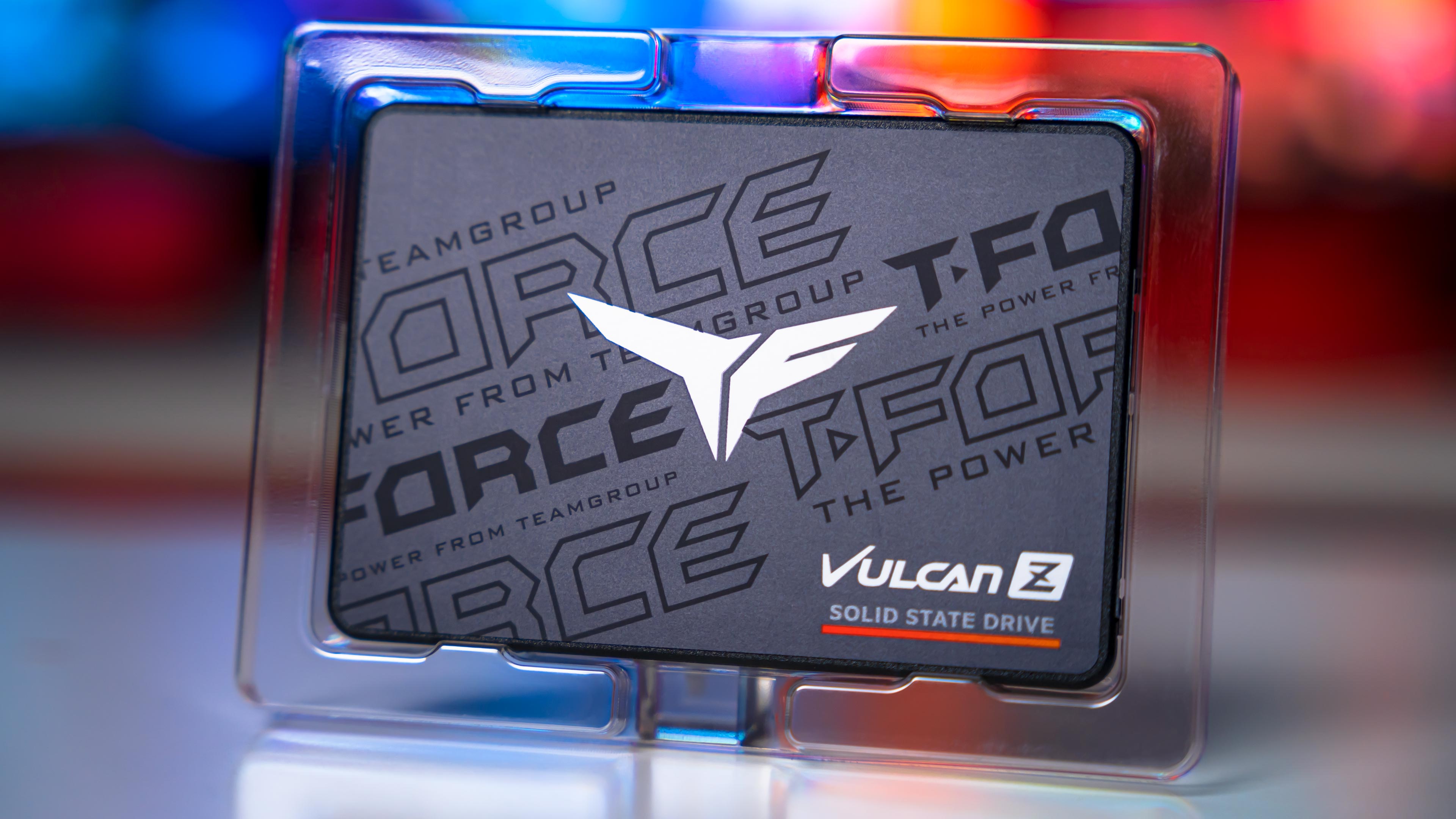 TeamGroup T-Force Vulcan Z SSD 1TB Box (7)