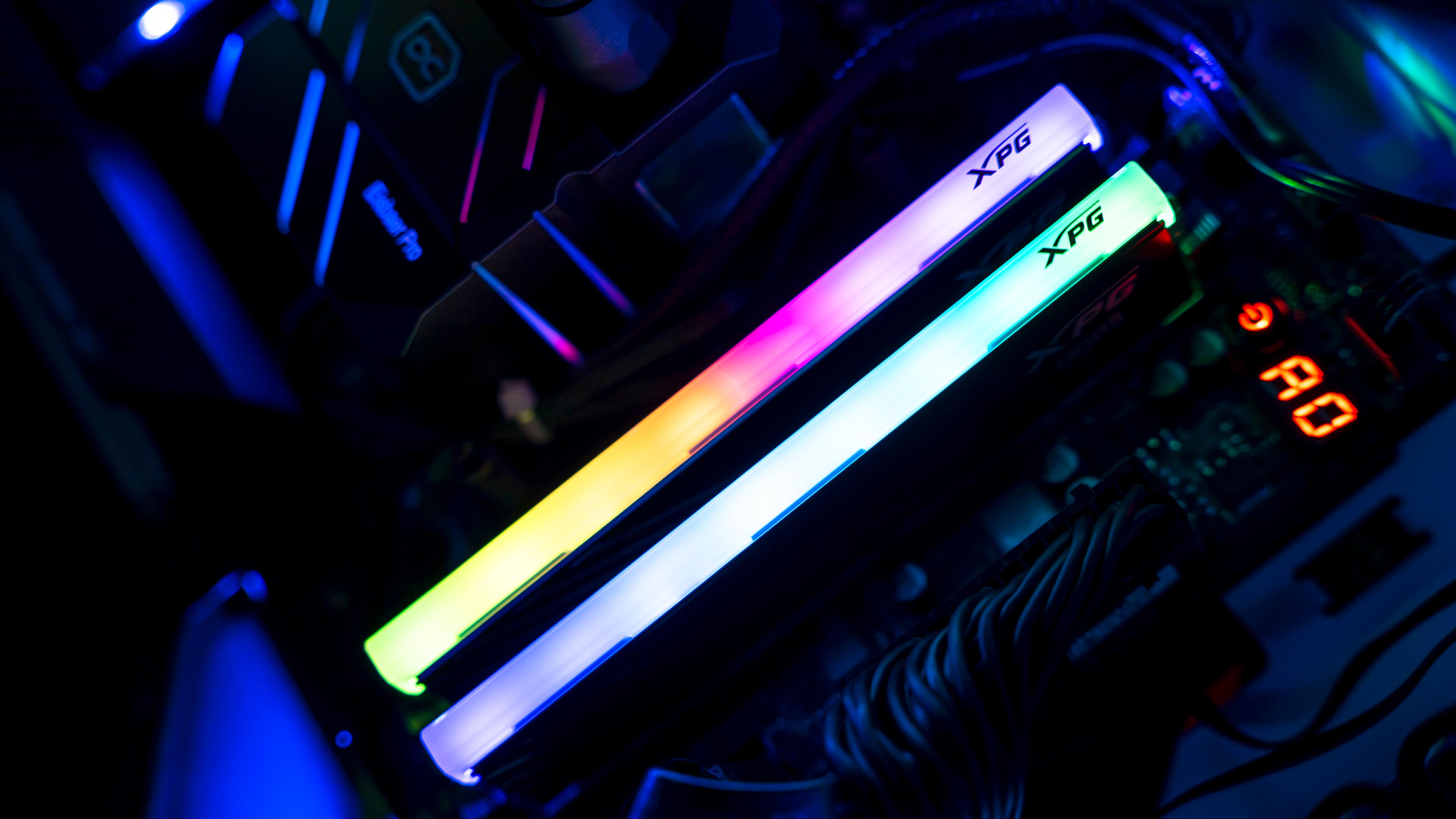 XPG Lancer Blade RGB DDR5 6000Mhz Lights (4)