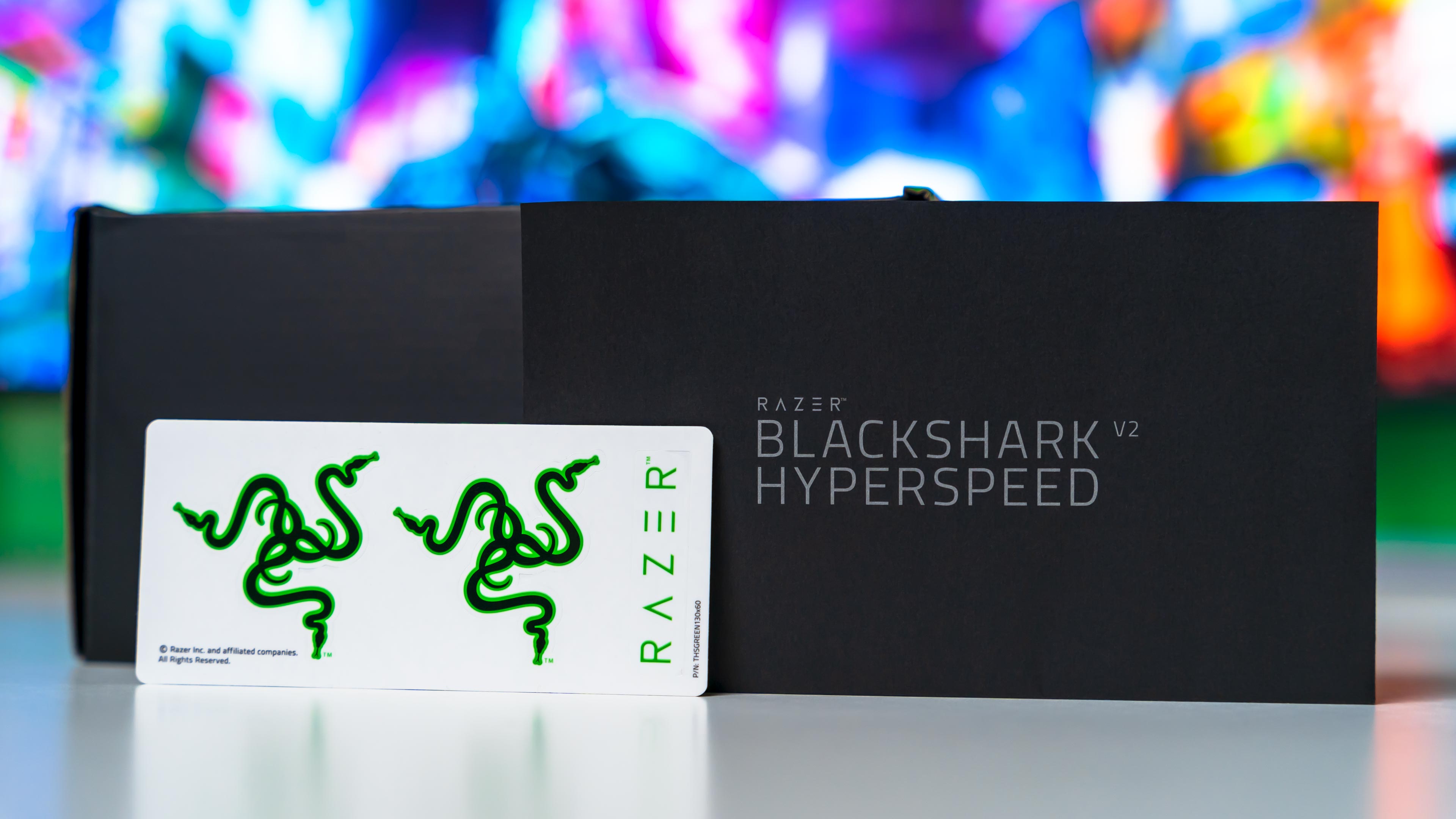Razer BlackShark V2 HyperSpeed Box (9)
