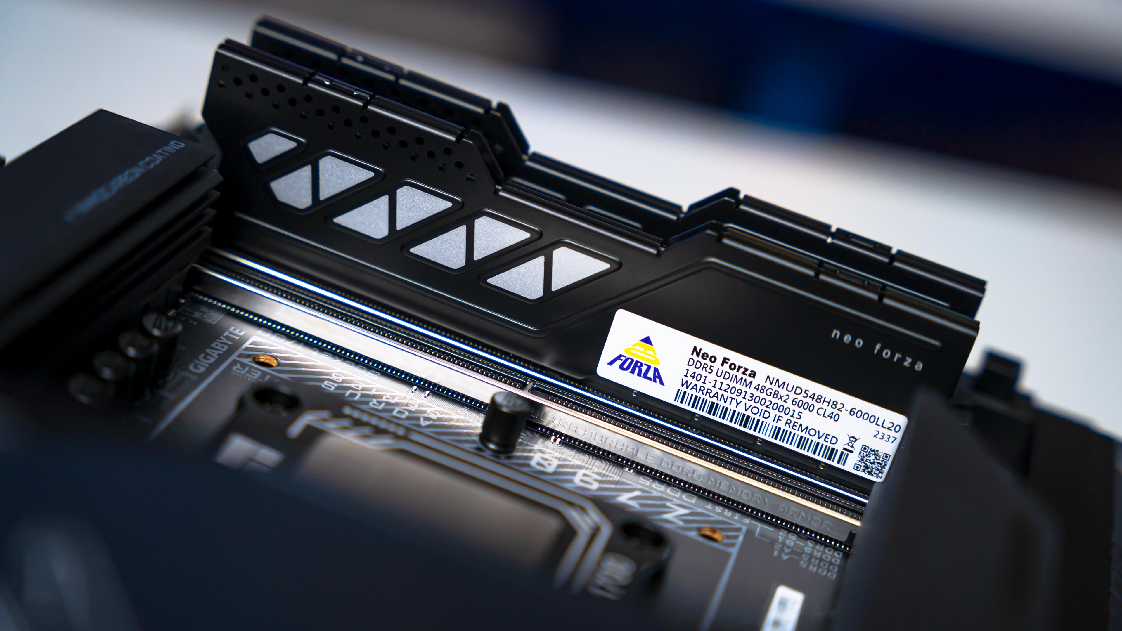 Neo Forza MDK5 DDR5 6000MHz Installation (3)