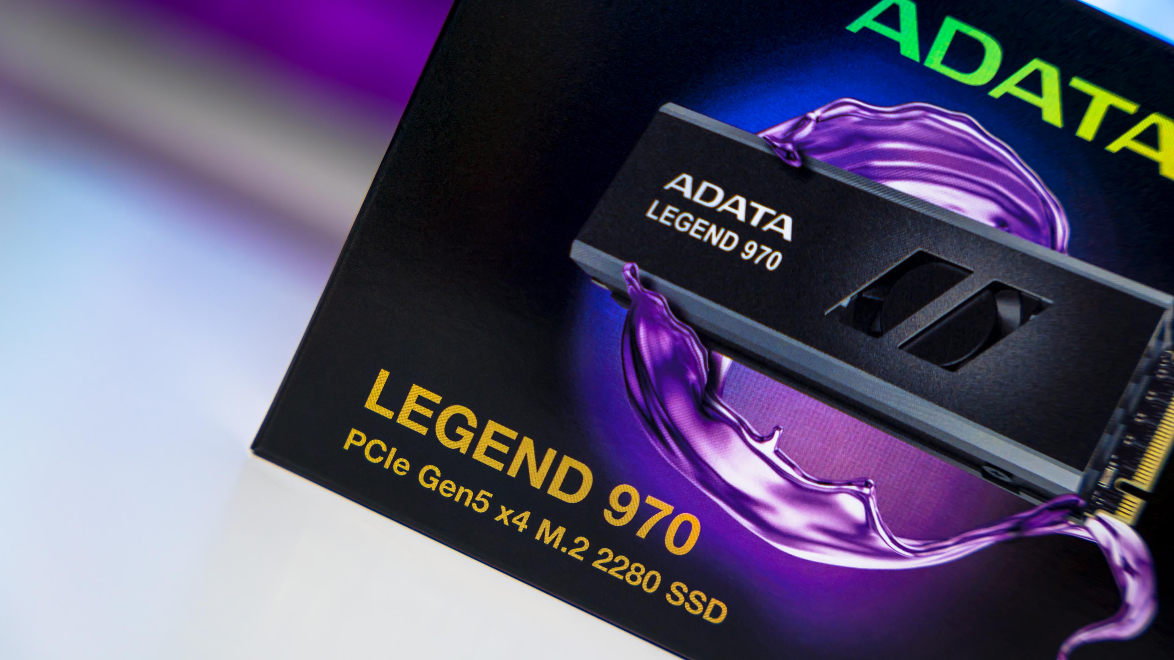ADATA Legend 970 Box (2)