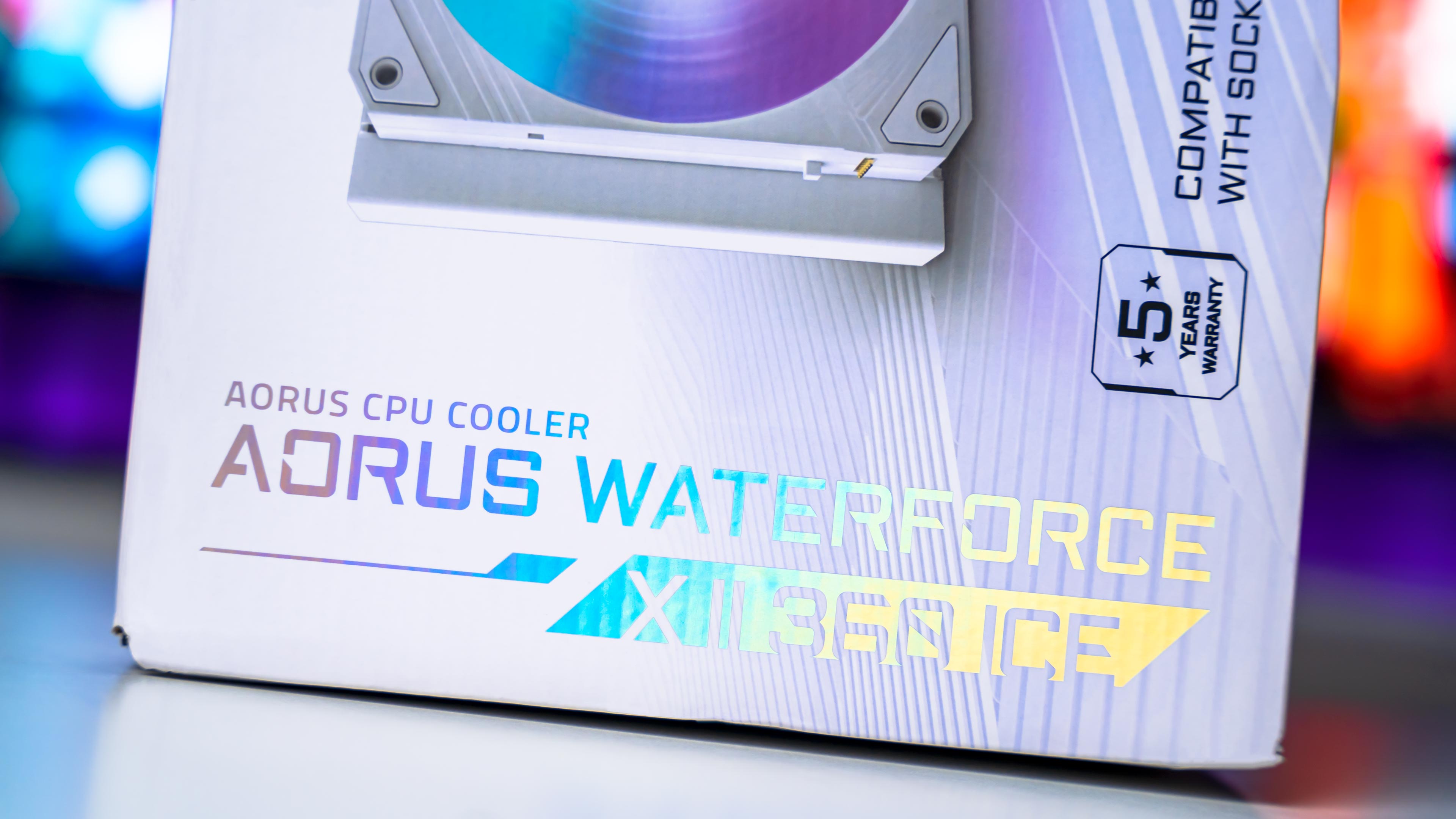 Aorus Waterforce X II 360 Ice Box (2)