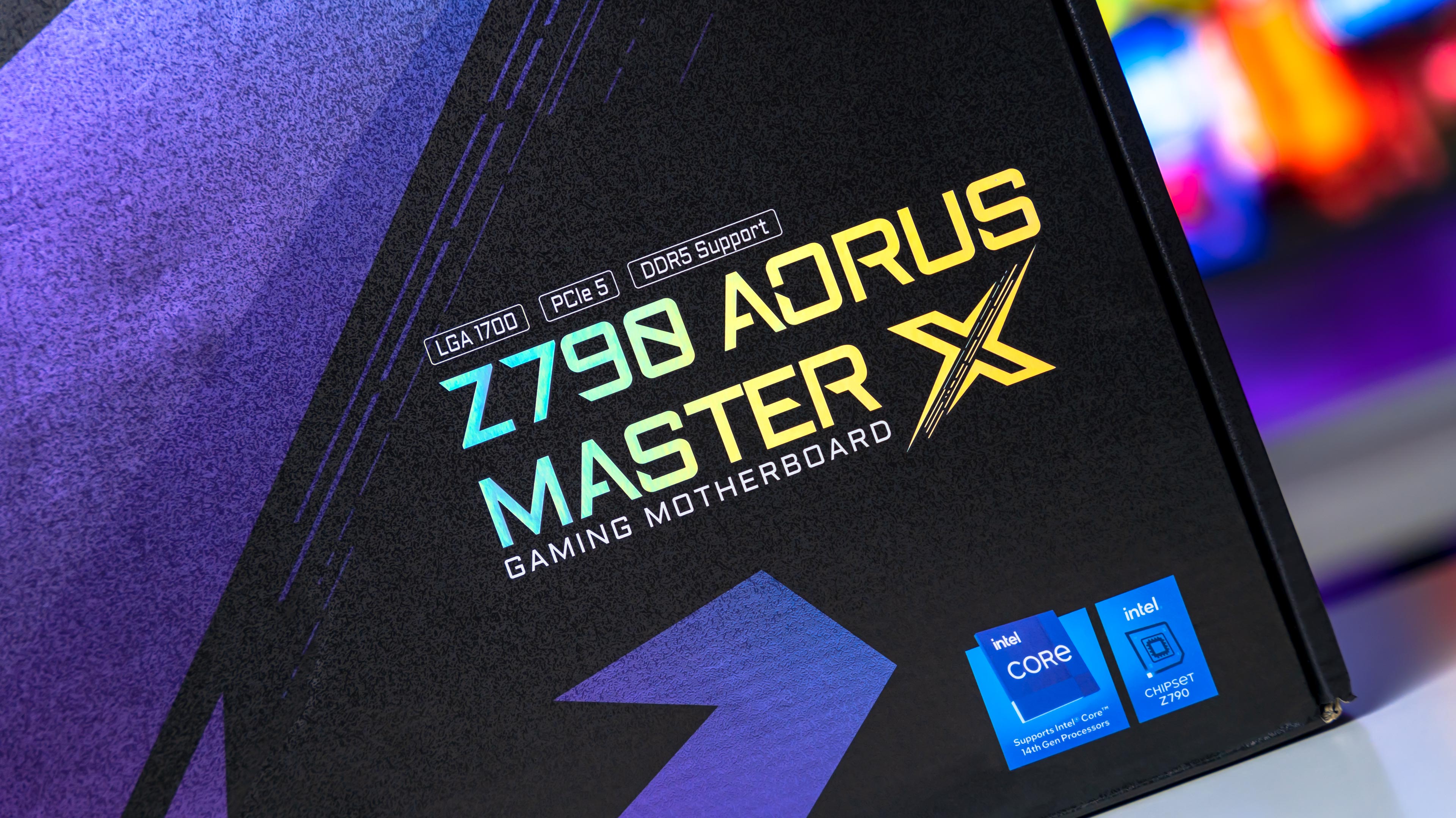 Aorus Z790 Master X Box (2)