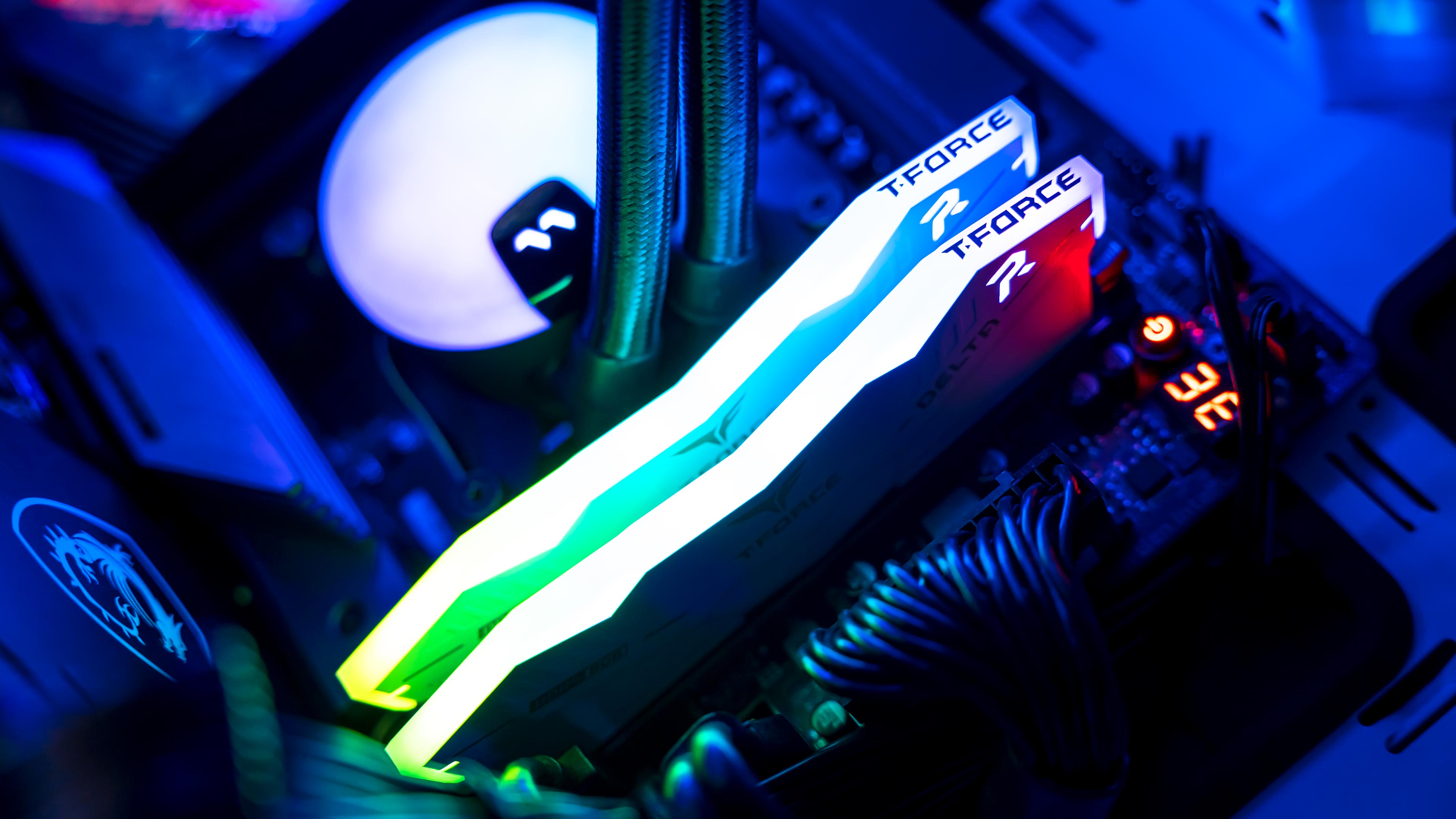 TeamGroup Delta RGB DDR5 6400Mhz RGB (3)