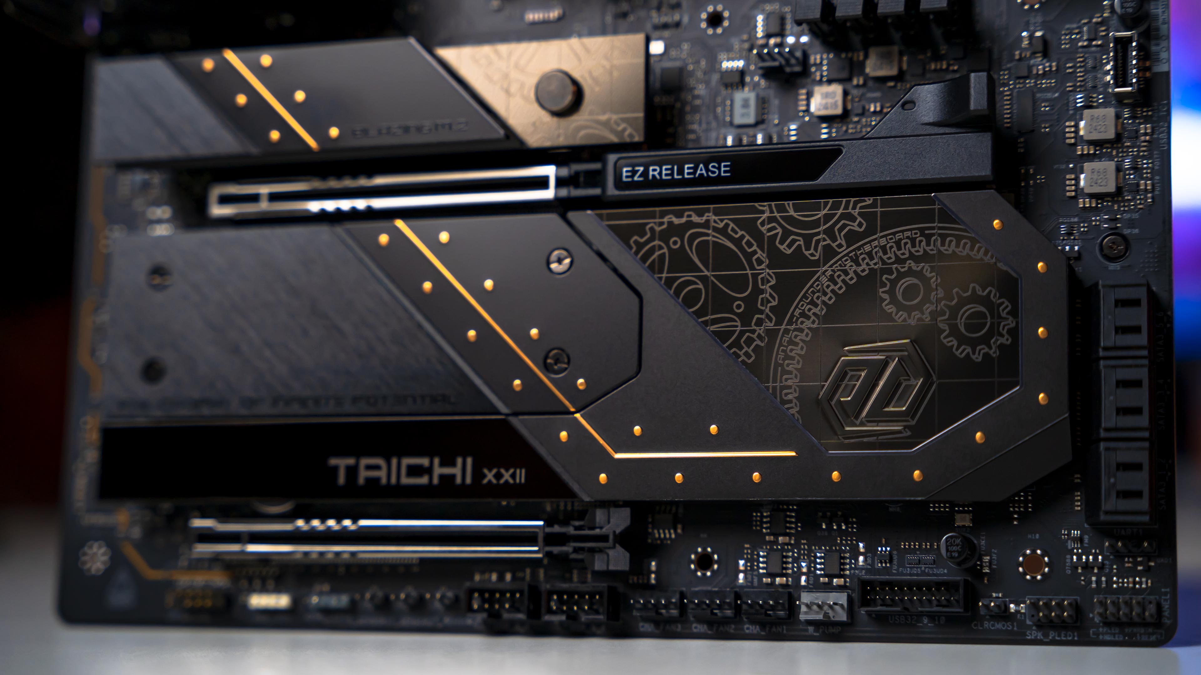 ASRock X870E Taichi Mothertboard (13)