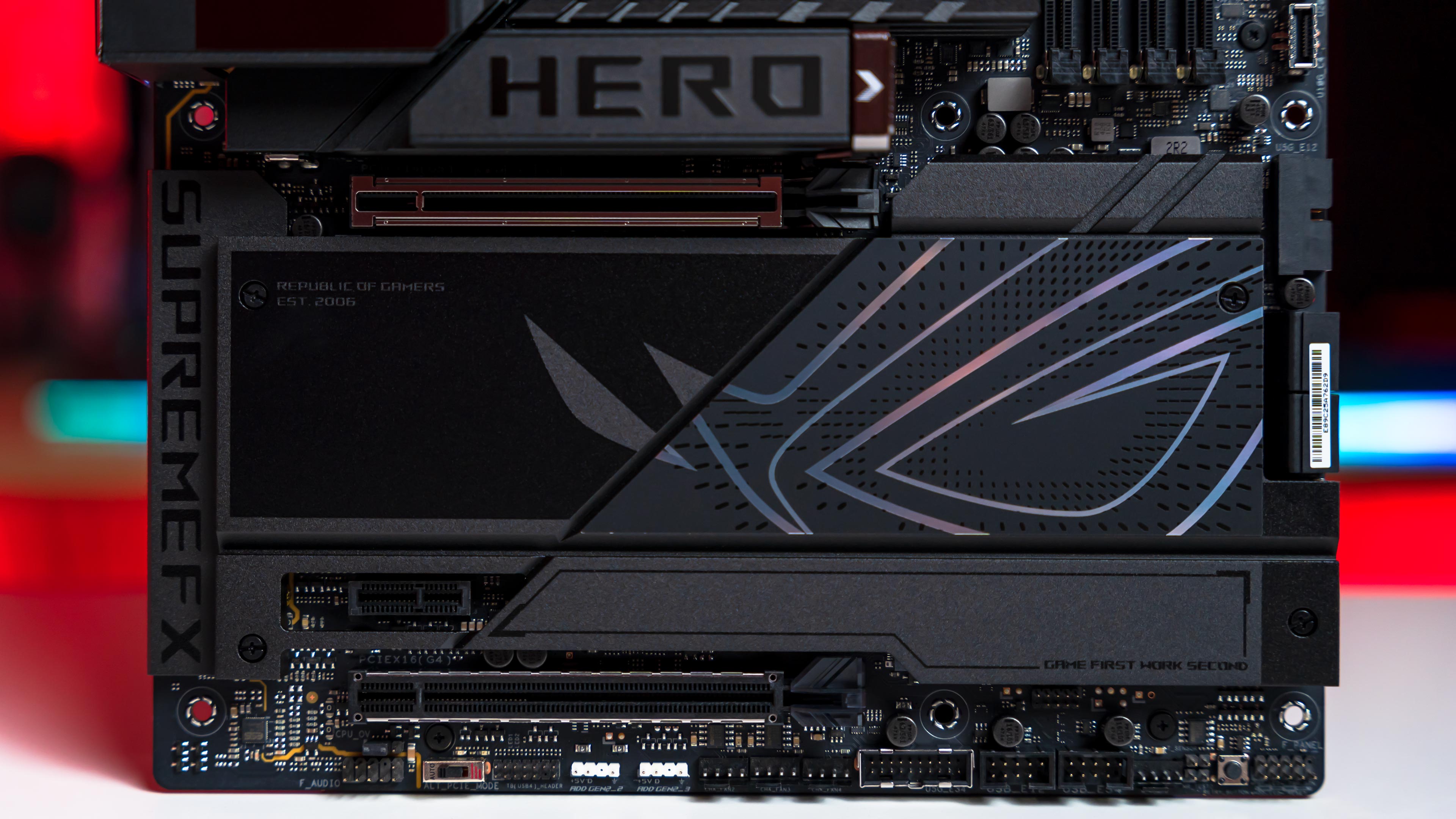 ASUS ROG Maximus Z890 Hero Motherboard (10)