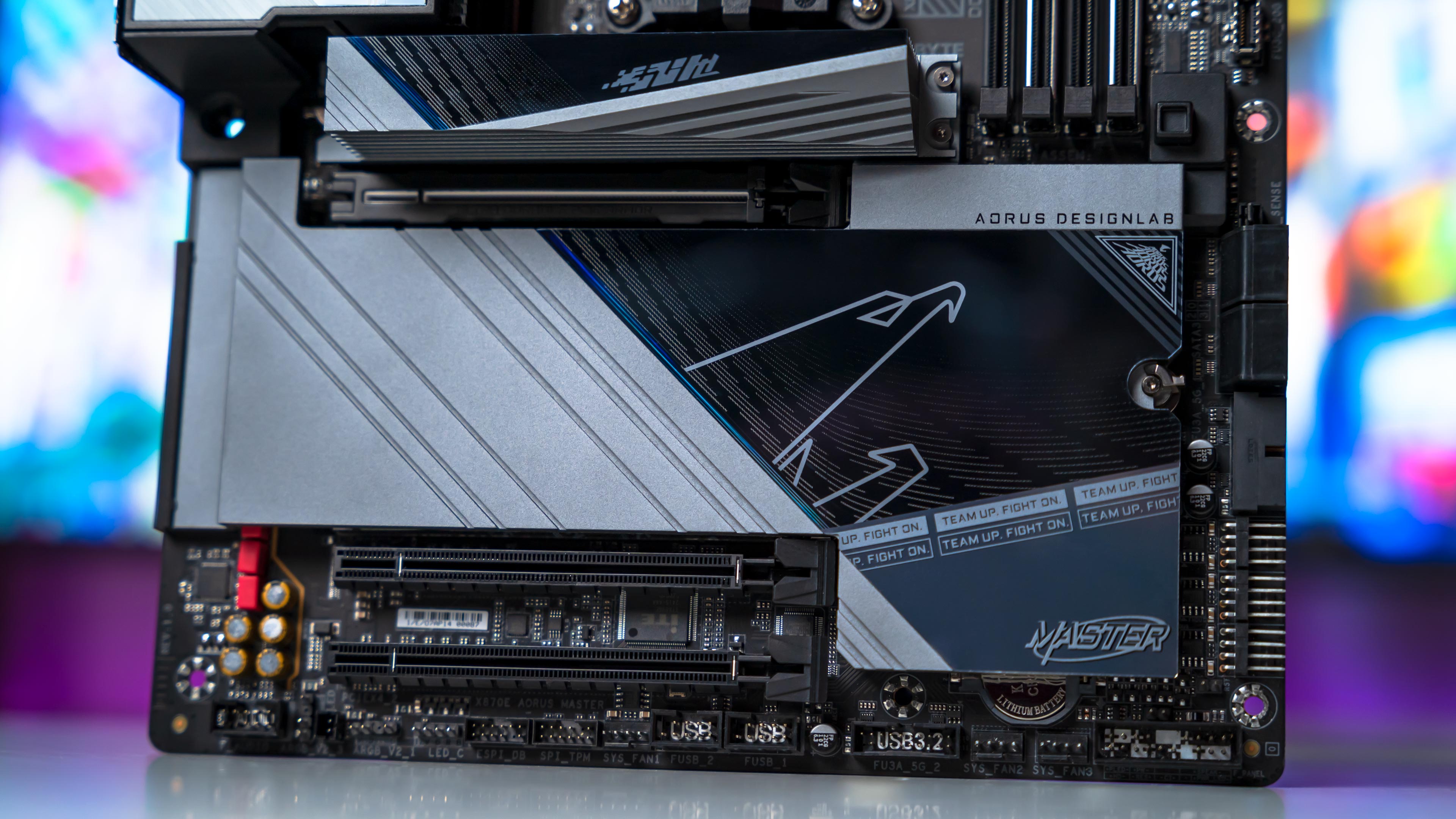 Aorus X870E Master Motherboard (14)